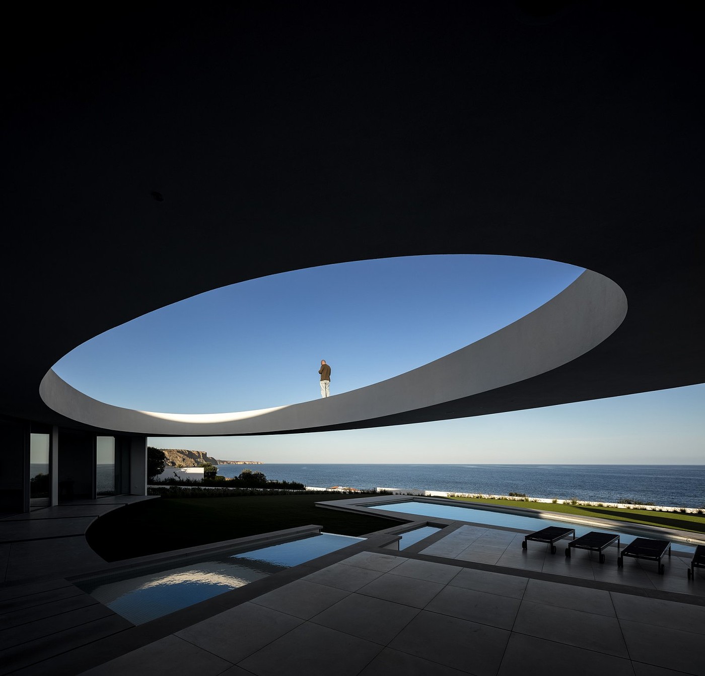 Elliptic House，Mario Martins，ellipse，Building interior，