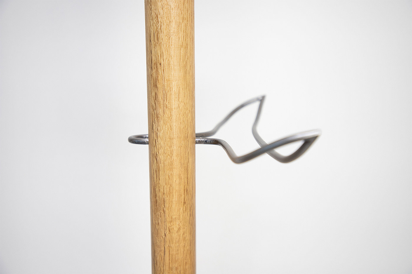 WOMAN HANGS，coat hanger，Handmade，Wooden column，Metal，