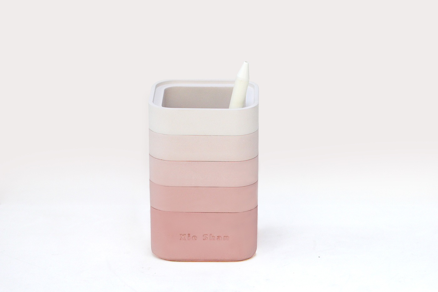 Write mountain，pen container，originality，cement，industrial design，Several degrees of gray，