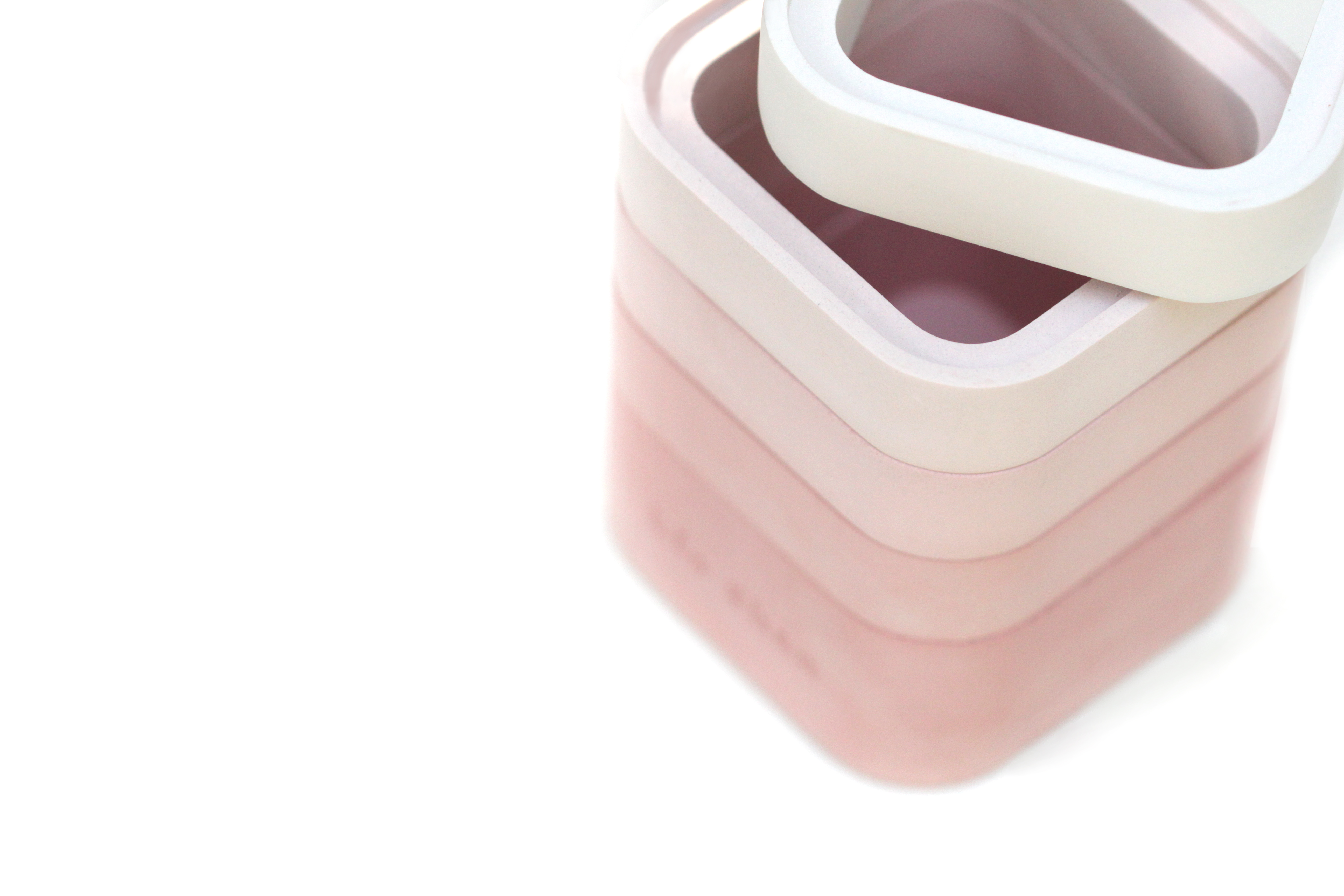 Write mountain，pen container，originality，cement，industrial design，Several degrees of gray，