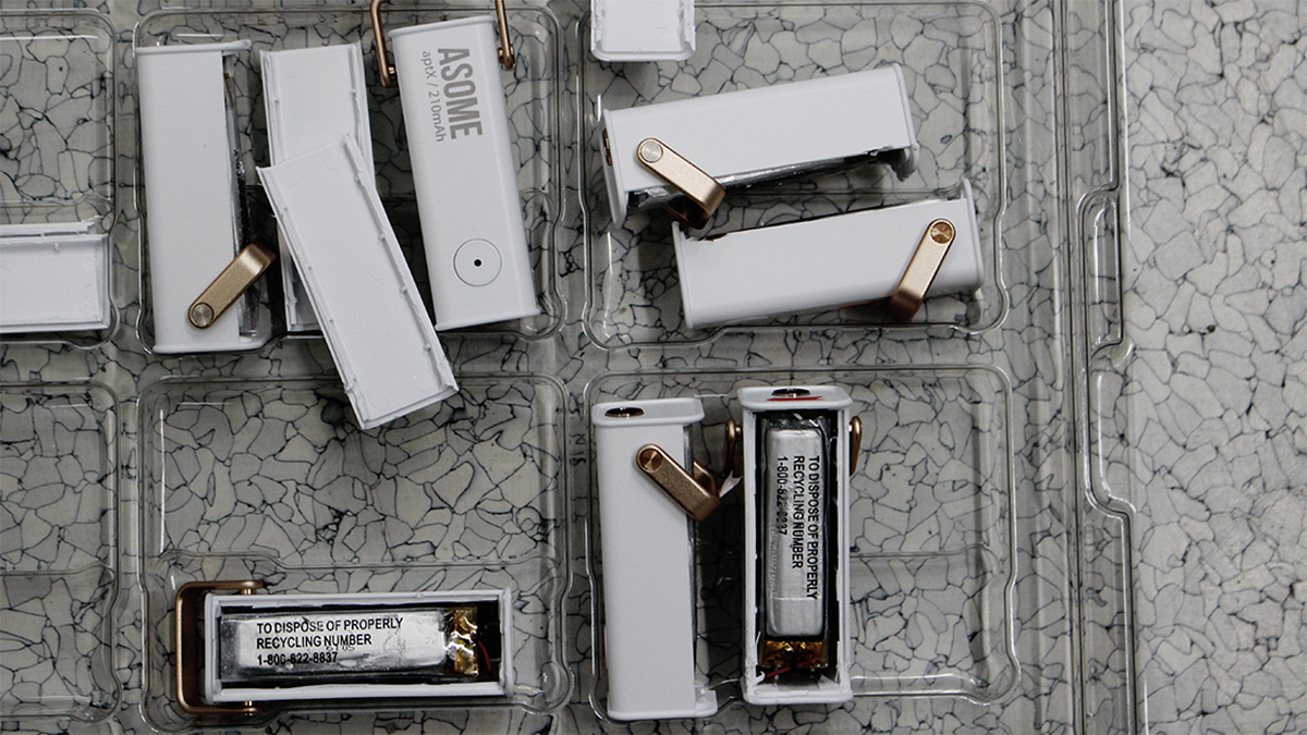 product design，industrial design，green，white，black，Bluetooth headset，Visionscape，