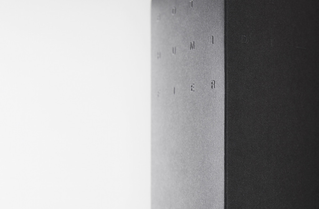 industrial design，white，household electrical appliances，Humidifier，led，Bottle shape，