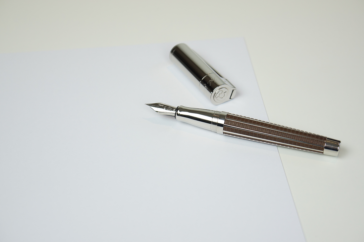Pen，pen，
