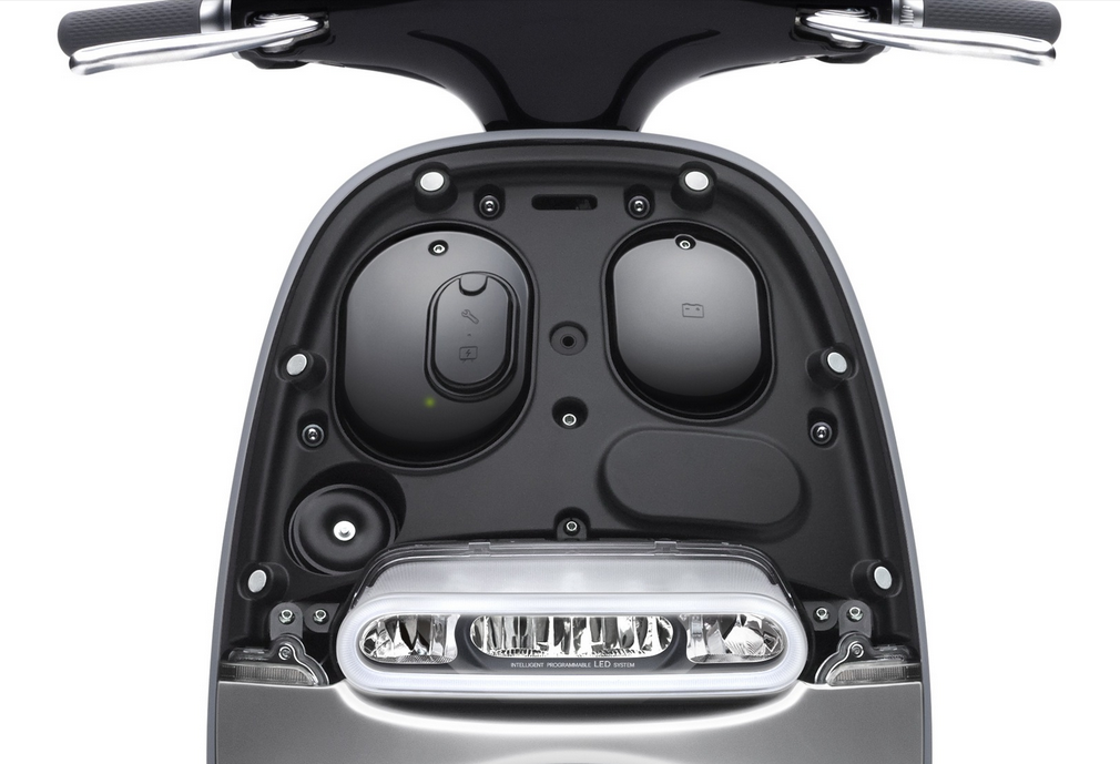 vehicle，Hard，Electric，motorcycle，industrial design，