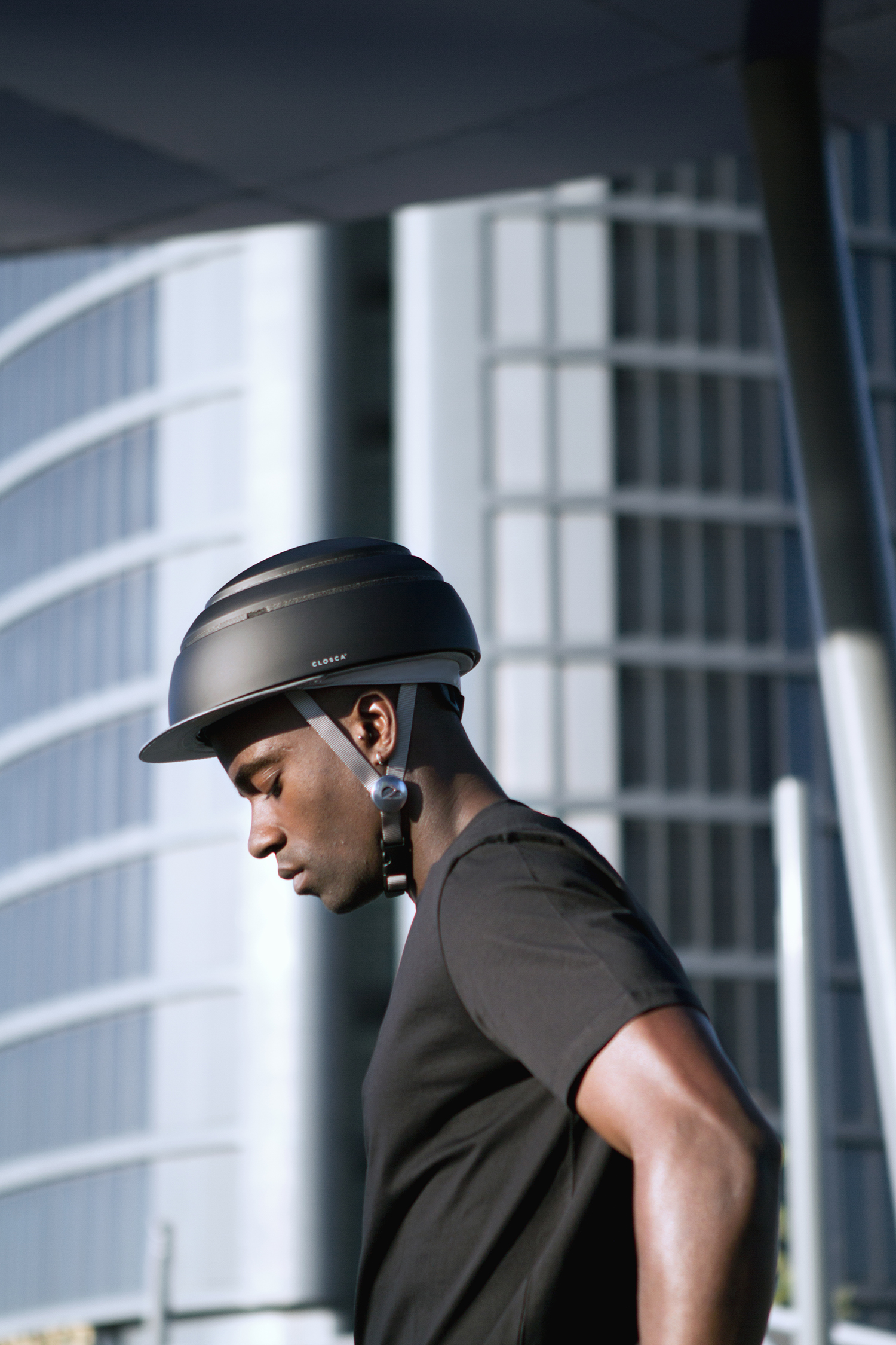 two thousand and fifteen，red dot，Closca Fugue，Helmet design，Minimalist design ，