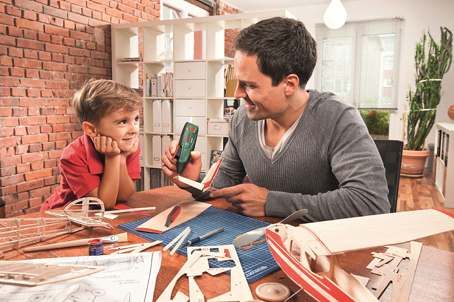 Tools and equipment，Glue gun，Hand tools，bosch，