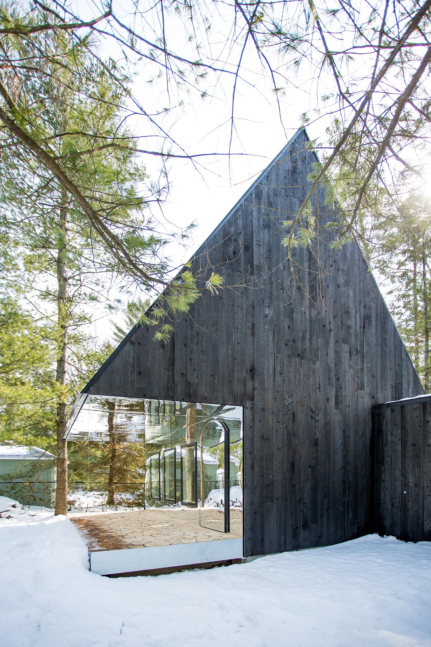 Log，Lake Cottage，Minimalist design ，house，Ufie，