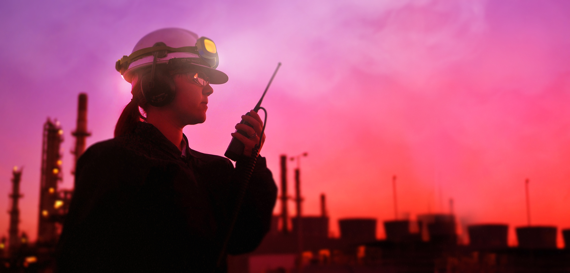 Safety helmet breathing mask，