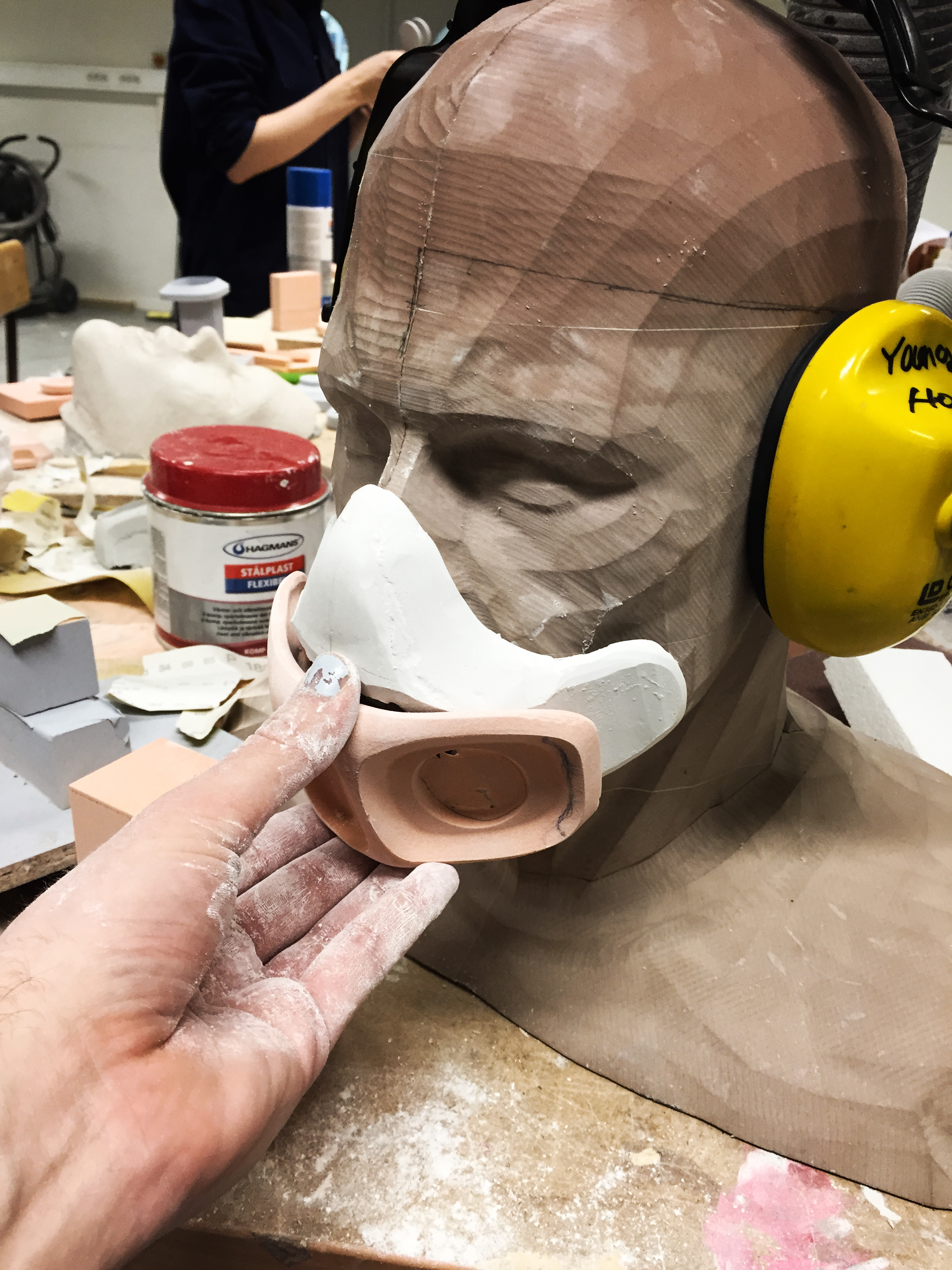 Safety helmet breathing mask，