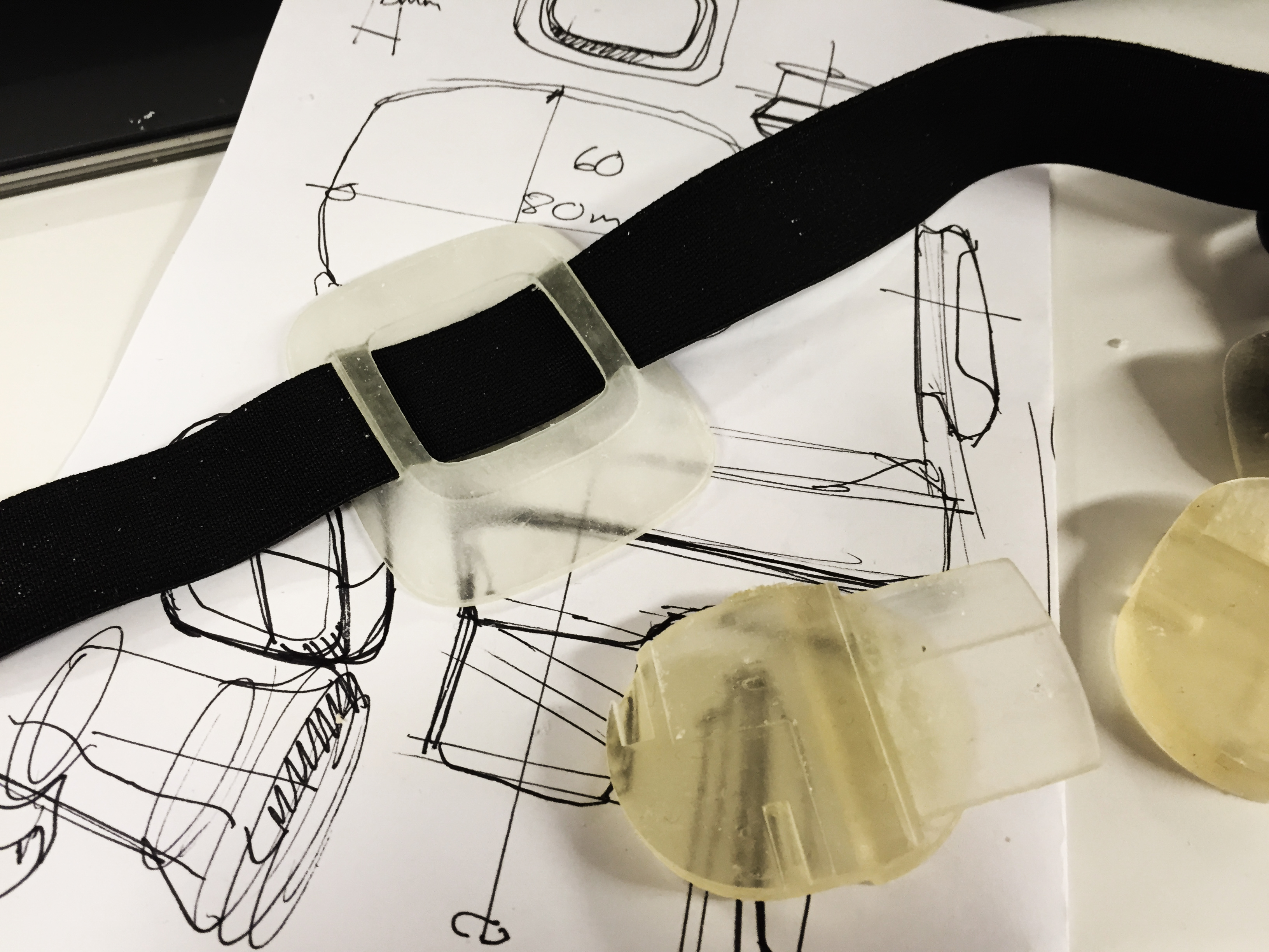 Safety helmet breathing mask，