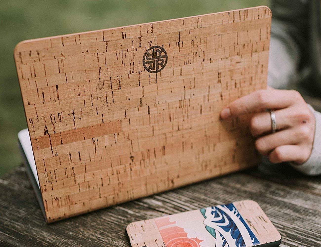 Lavelle Cork，smart cover，woodiness，