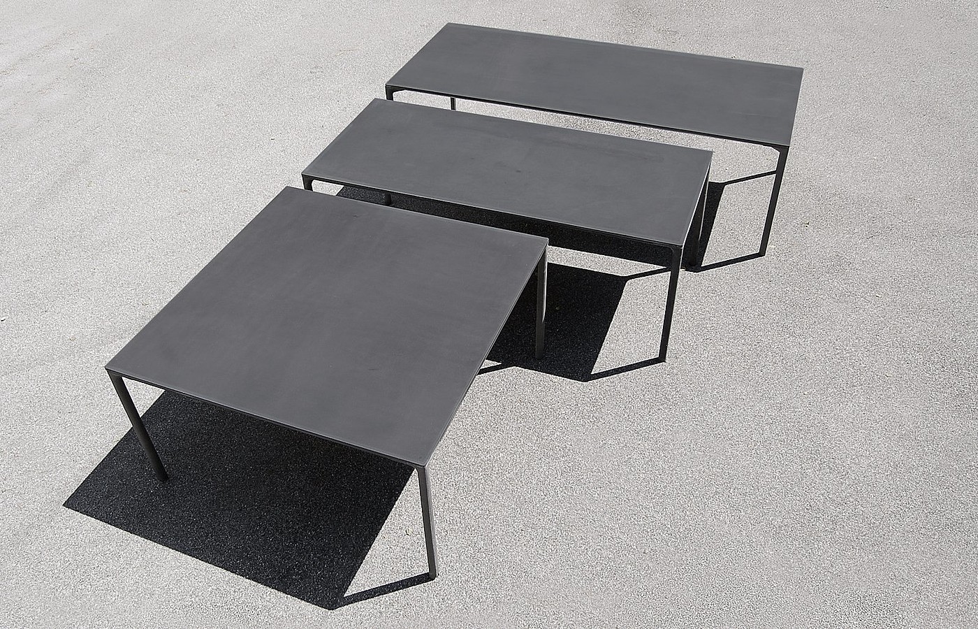 product design，furniture，Concrete material，Boiacca，Table，Minimalist，