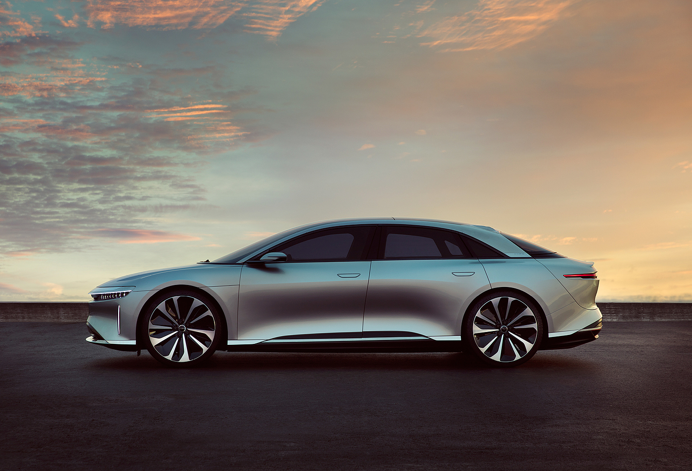 silver，product design，Automobile design，LUCID AIR，