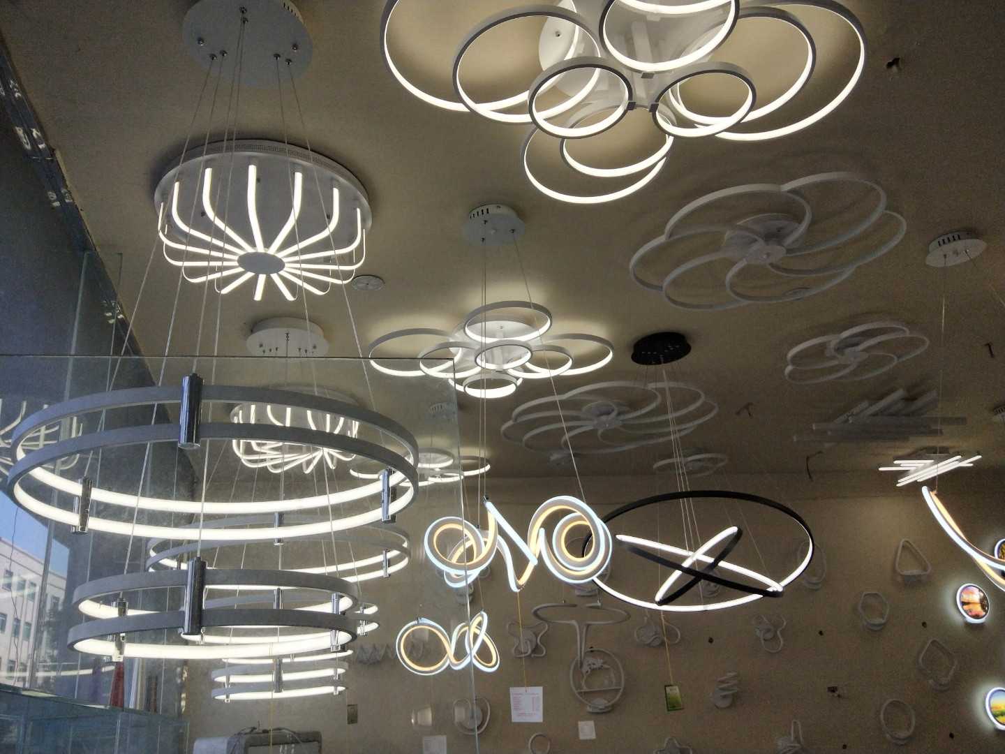 The world of lights，