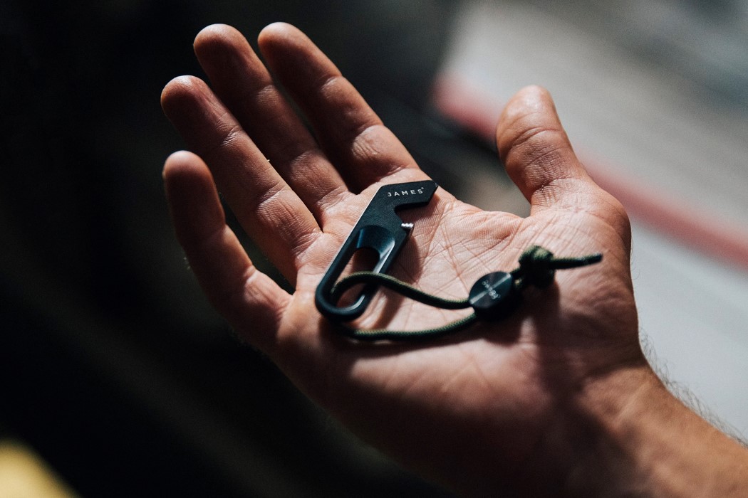 Halifax，Multifunctional Pendant，black，Titanium steel，