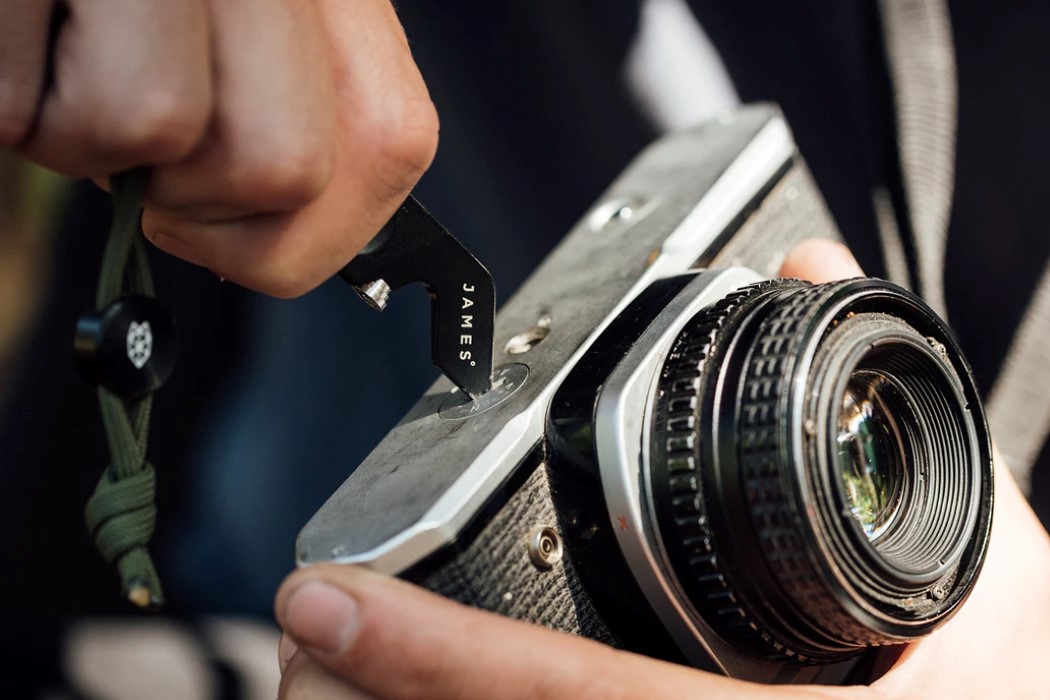 Halifax，Multifunctional Pendant，black，Titanium steel，