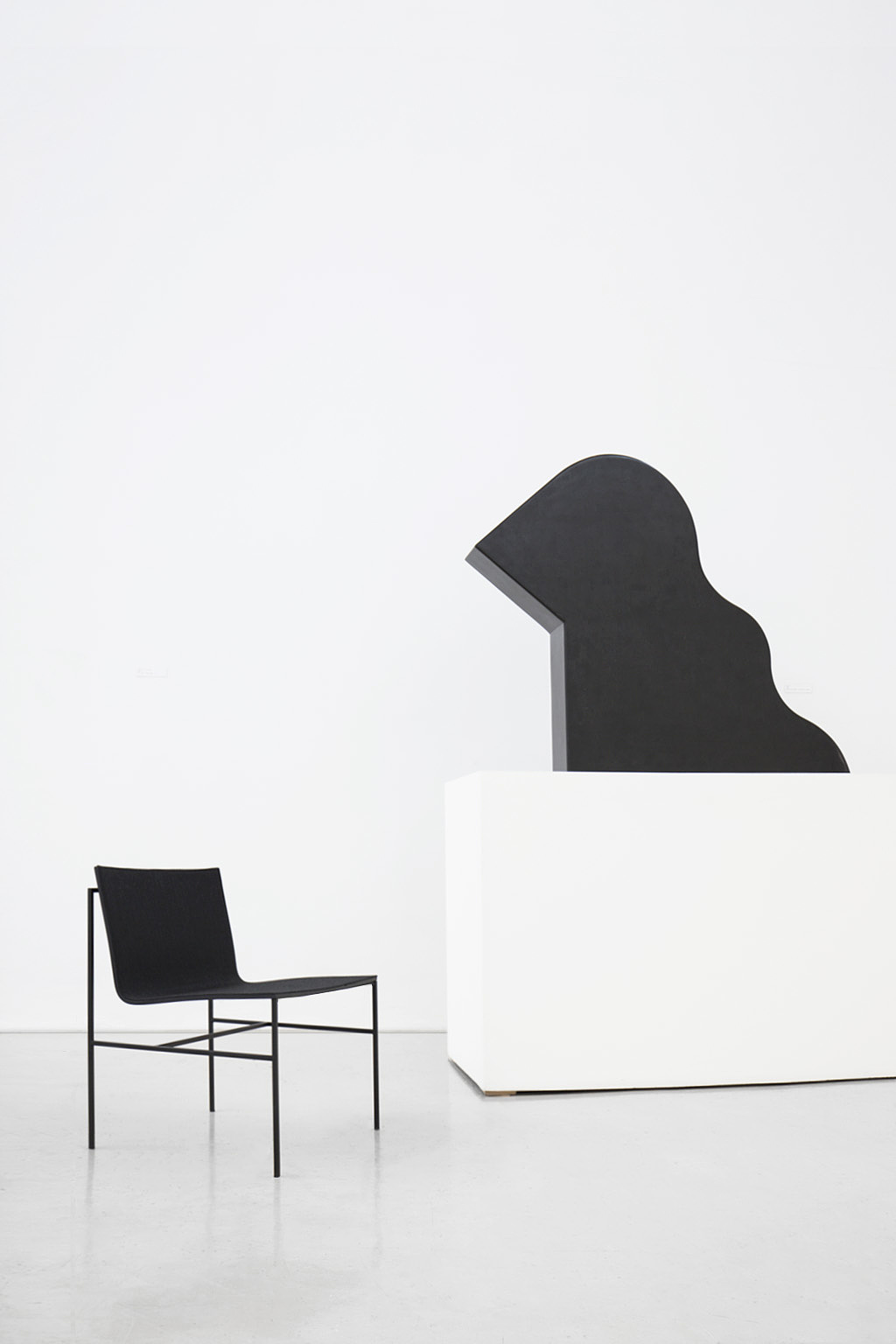 product design，industrial design，black，square，Minimalist，chair，white，