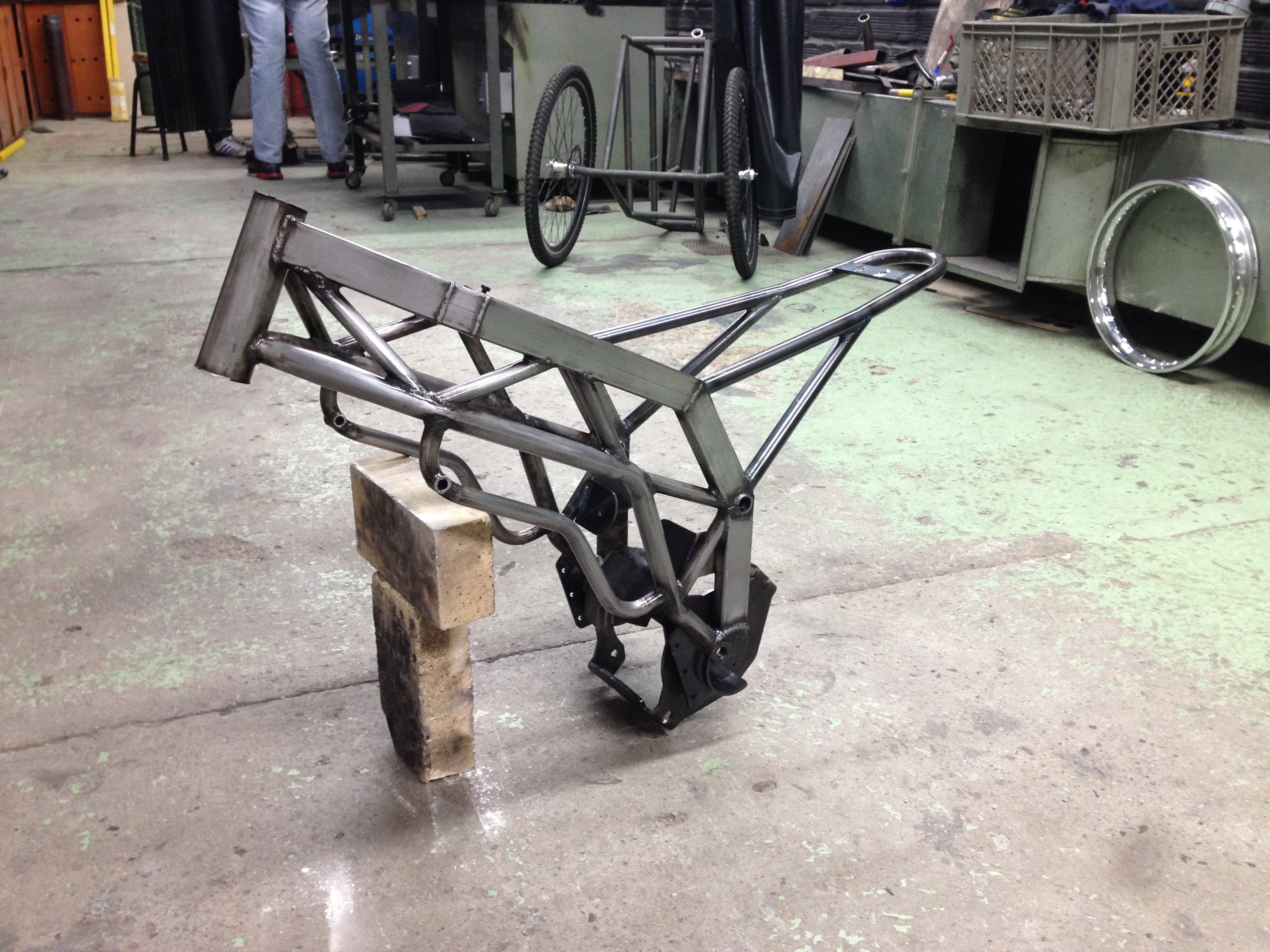 OUTSIDER 2015，motorcycle，machine design，