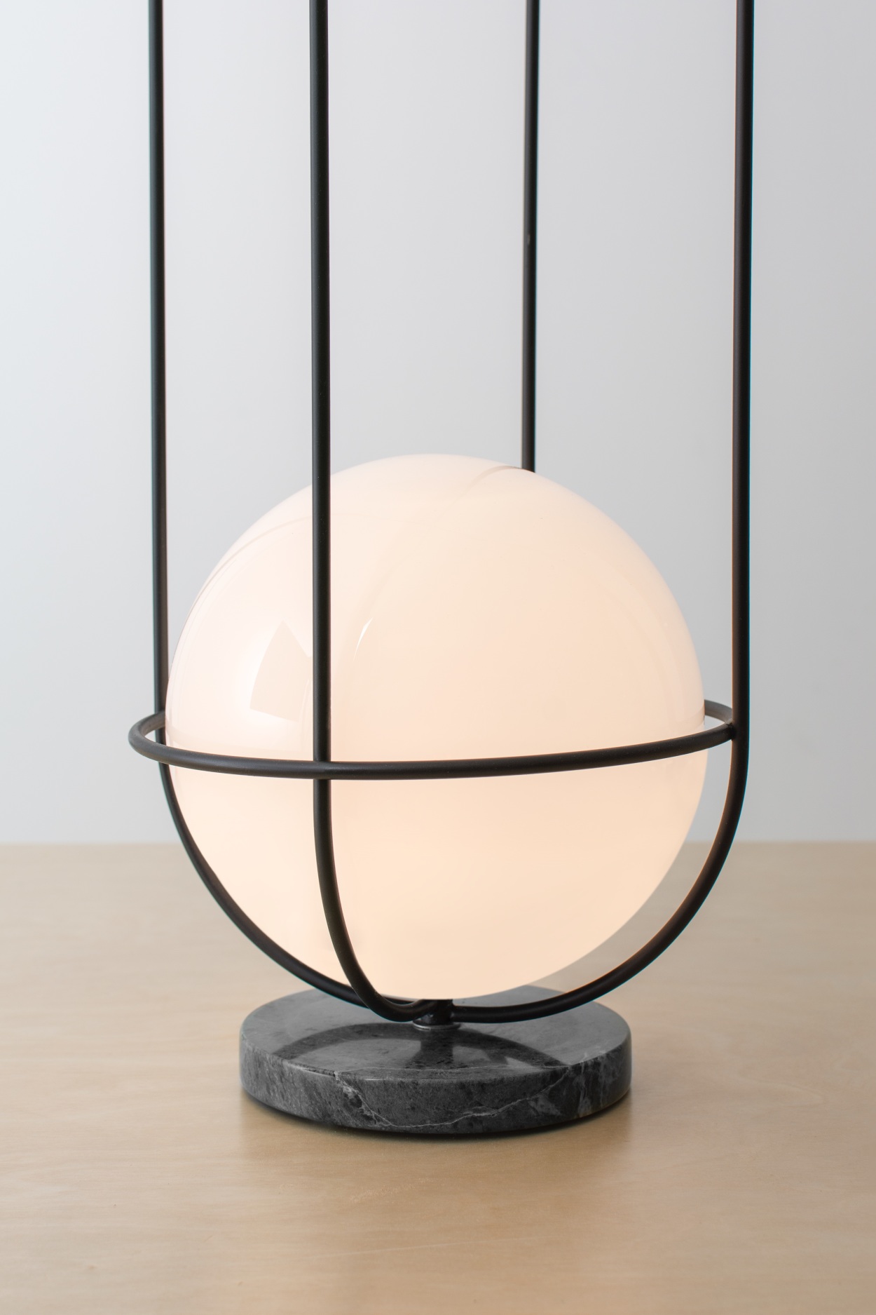 product design，industrial design，Minimalist，esthetics，function，lamp，