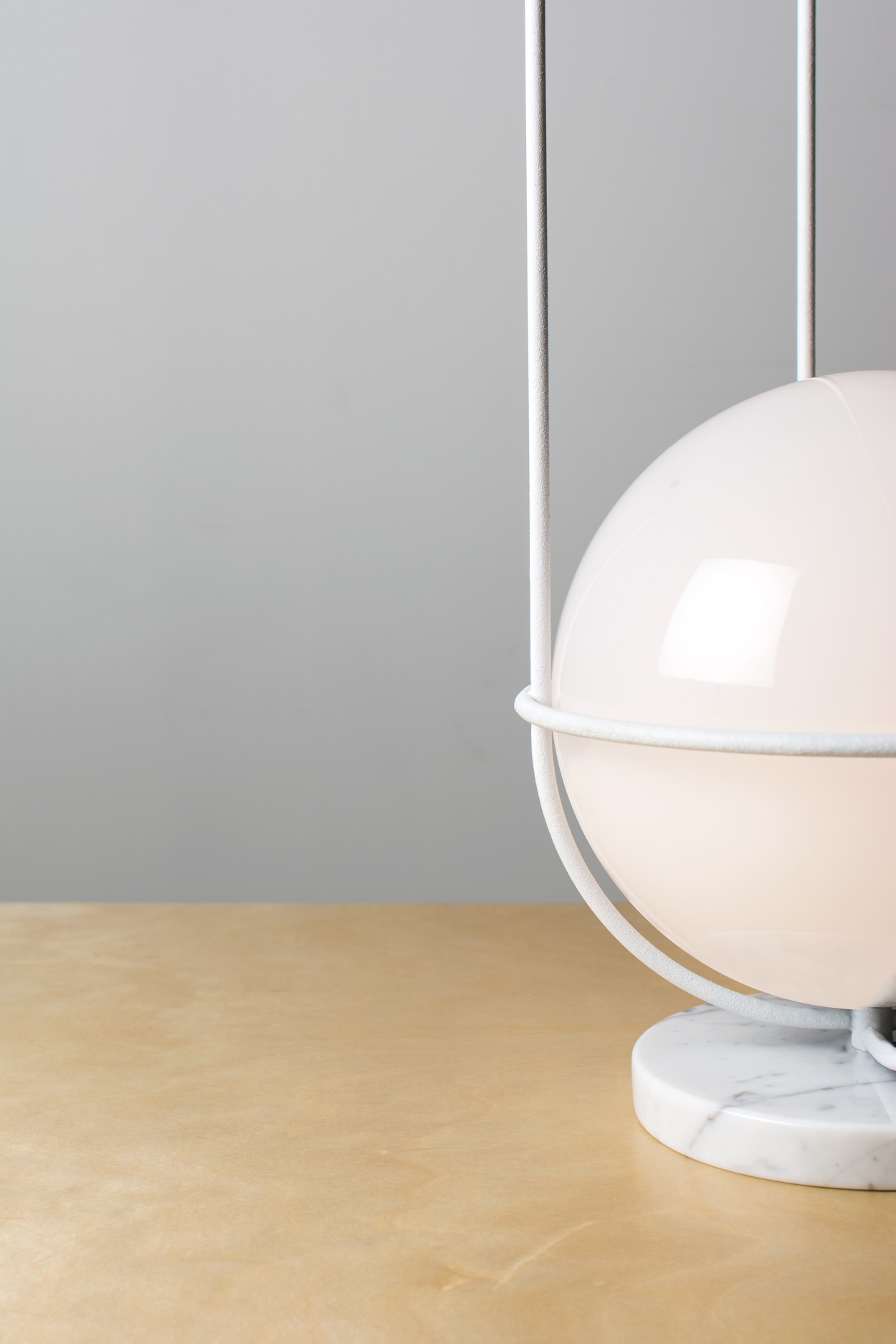 product design，industrial design，Minimalist，esthetics，function，lamp，