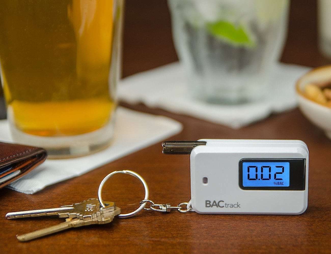 BACtrack，Alcohol measuring instrument，portable，product design，