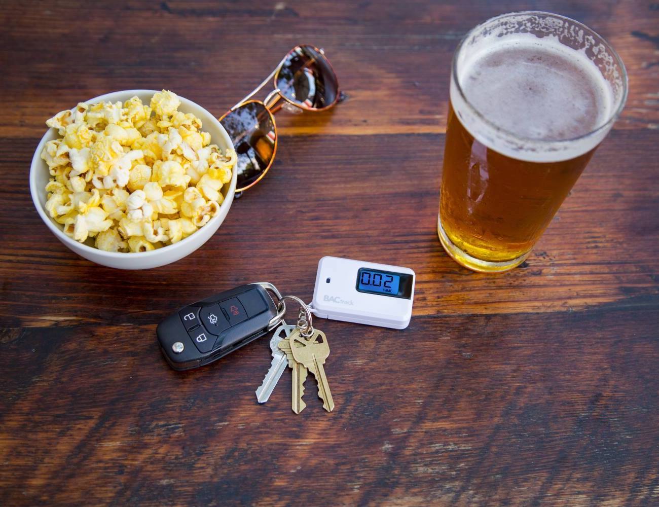 BACtrack，Alcohol measuring instrument，portable，product design，