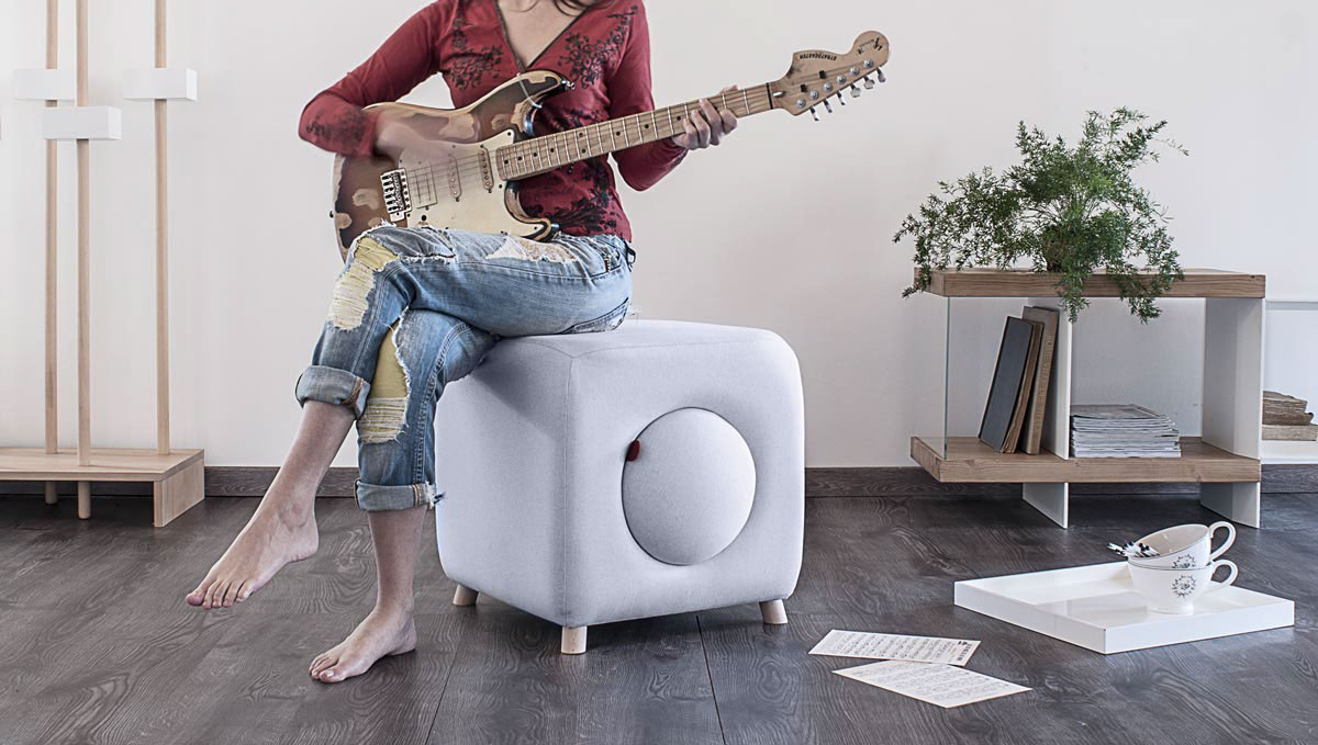 industrial design，concise，convenient，Storage，stool，