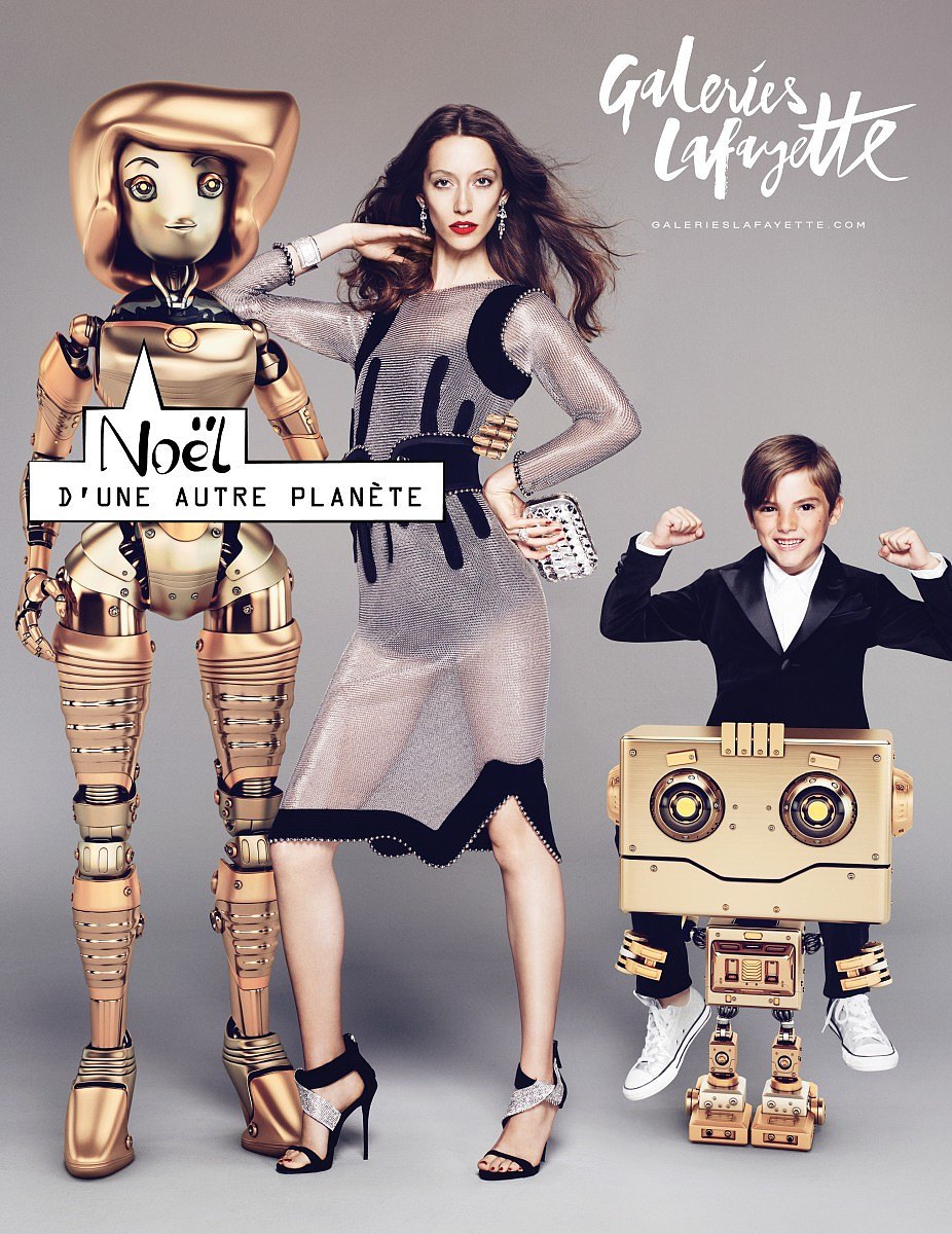 Digital rendering，works，golden，robot，