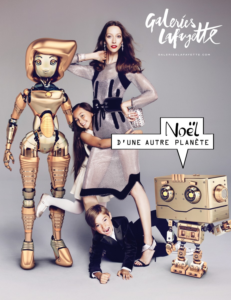 Digital rendering，works，golden，robot，