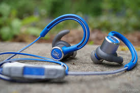 2018 red dot award，Bluetooth sports headset，jbl，