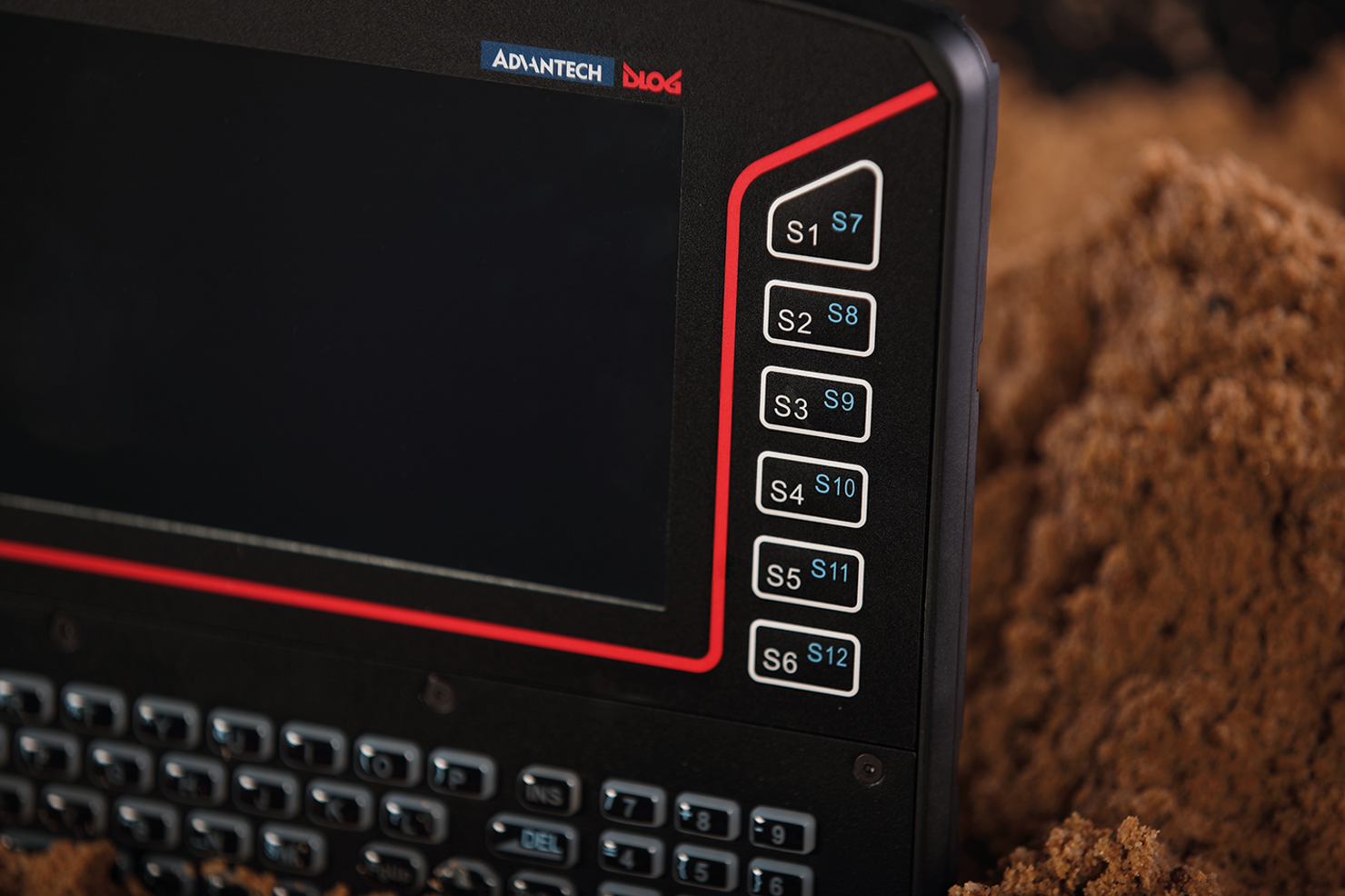 2018 red dot award，DLT-V4108，Vehicle terminal，