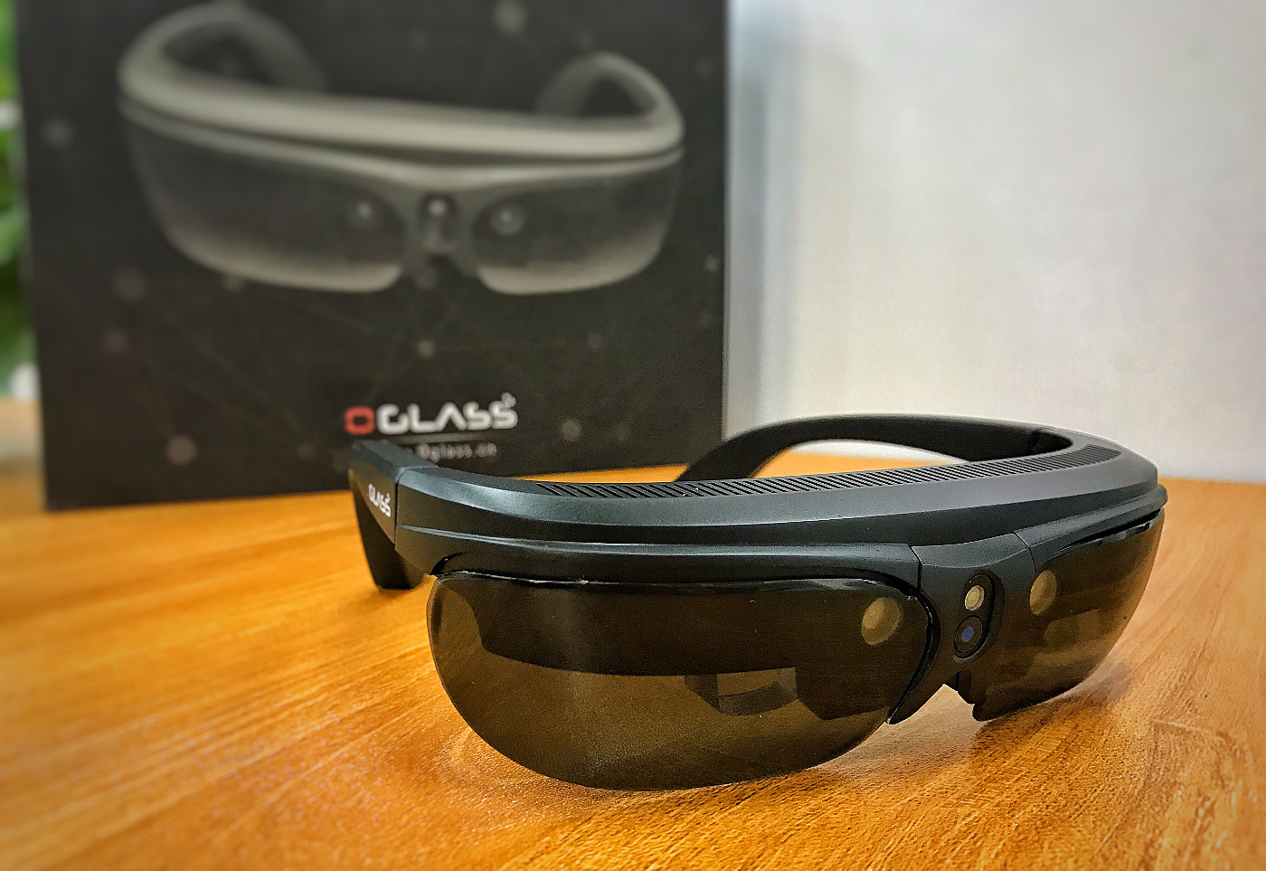 2018 red dot award，0glass，Augmented reality glasses，