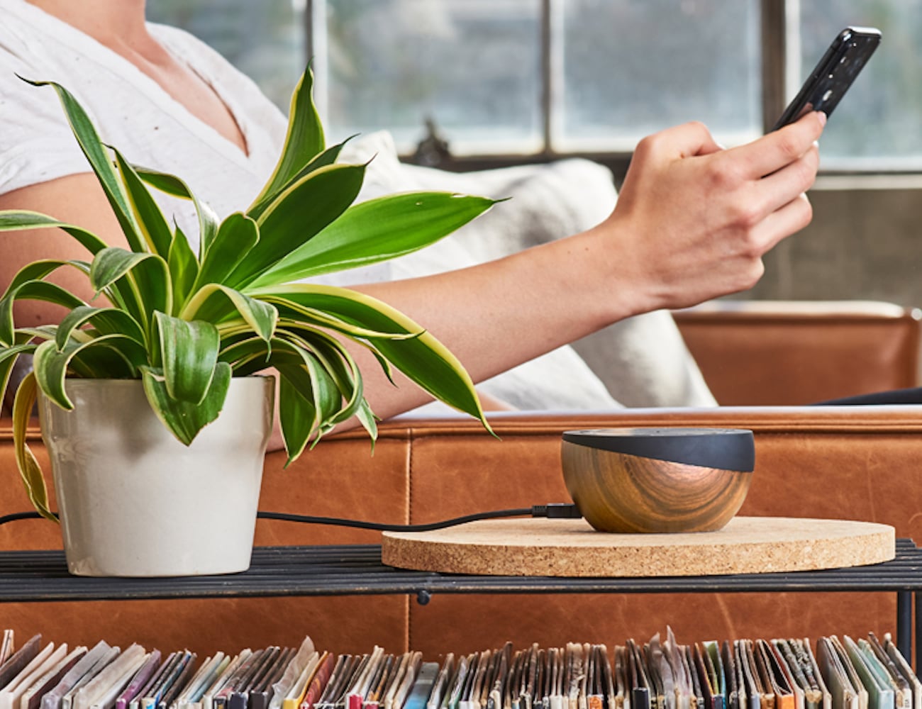 multi-function，Device compatibility，Adjustable wireless charger，thin，