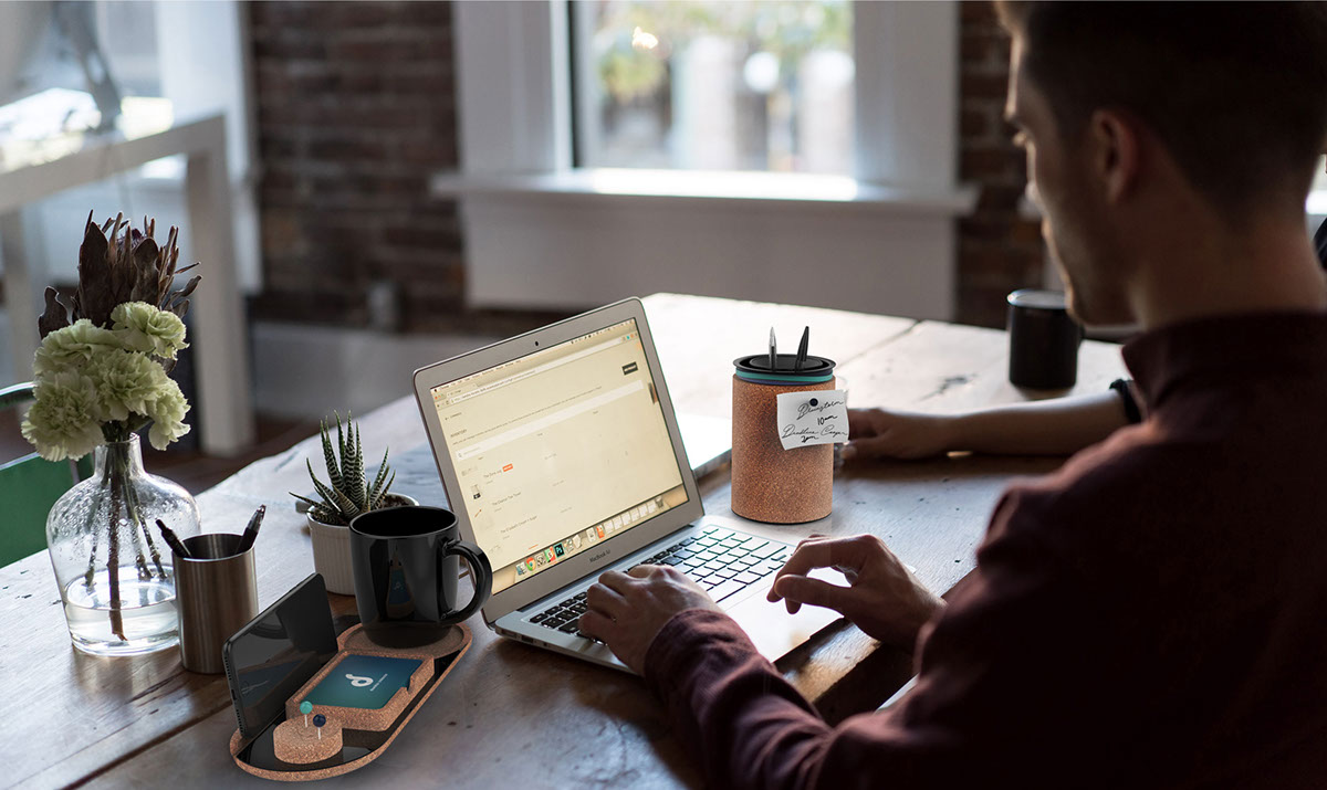 Ukraine，Office Organize，Toilet raft paste，to work in an office，paper，