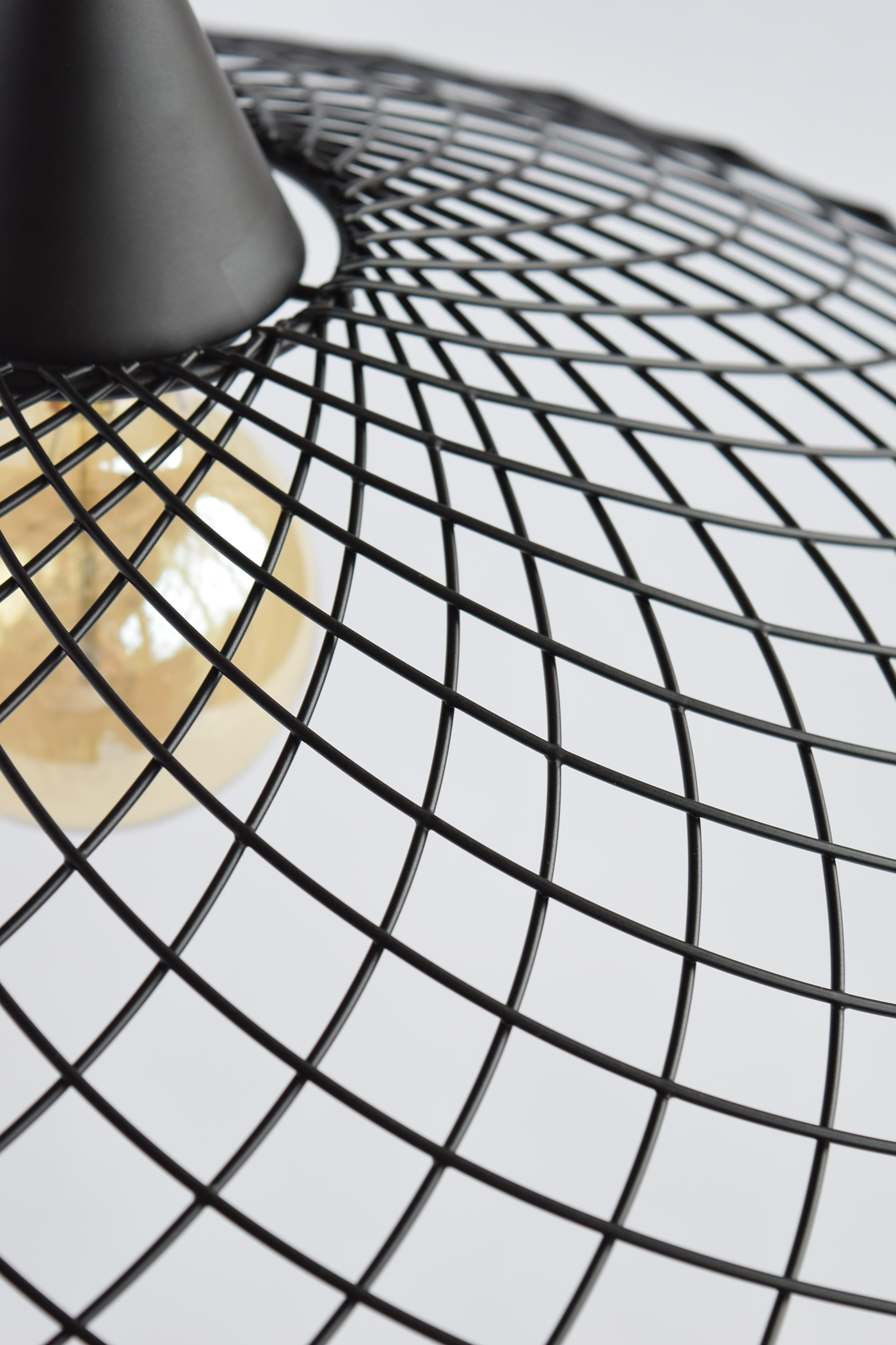 Light bulb:，Floor lamp，a chandelier，lamps and lanterns，SPYRO series，