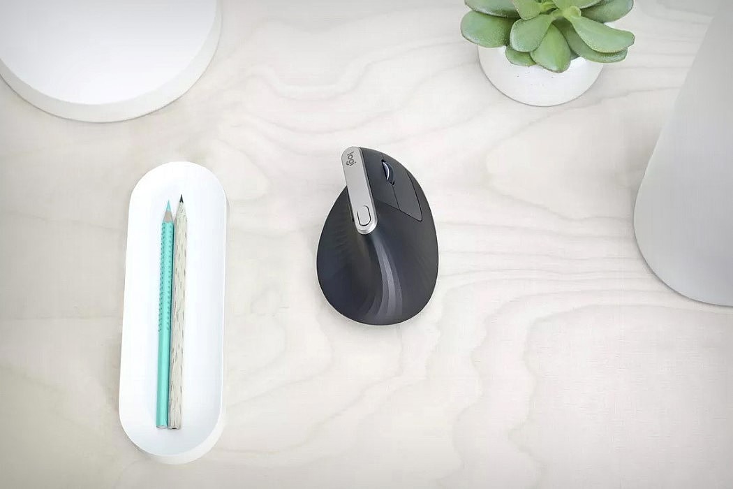 滑鼠，鼠标，配件，黑色，罗技，logitech，MX Vertical，