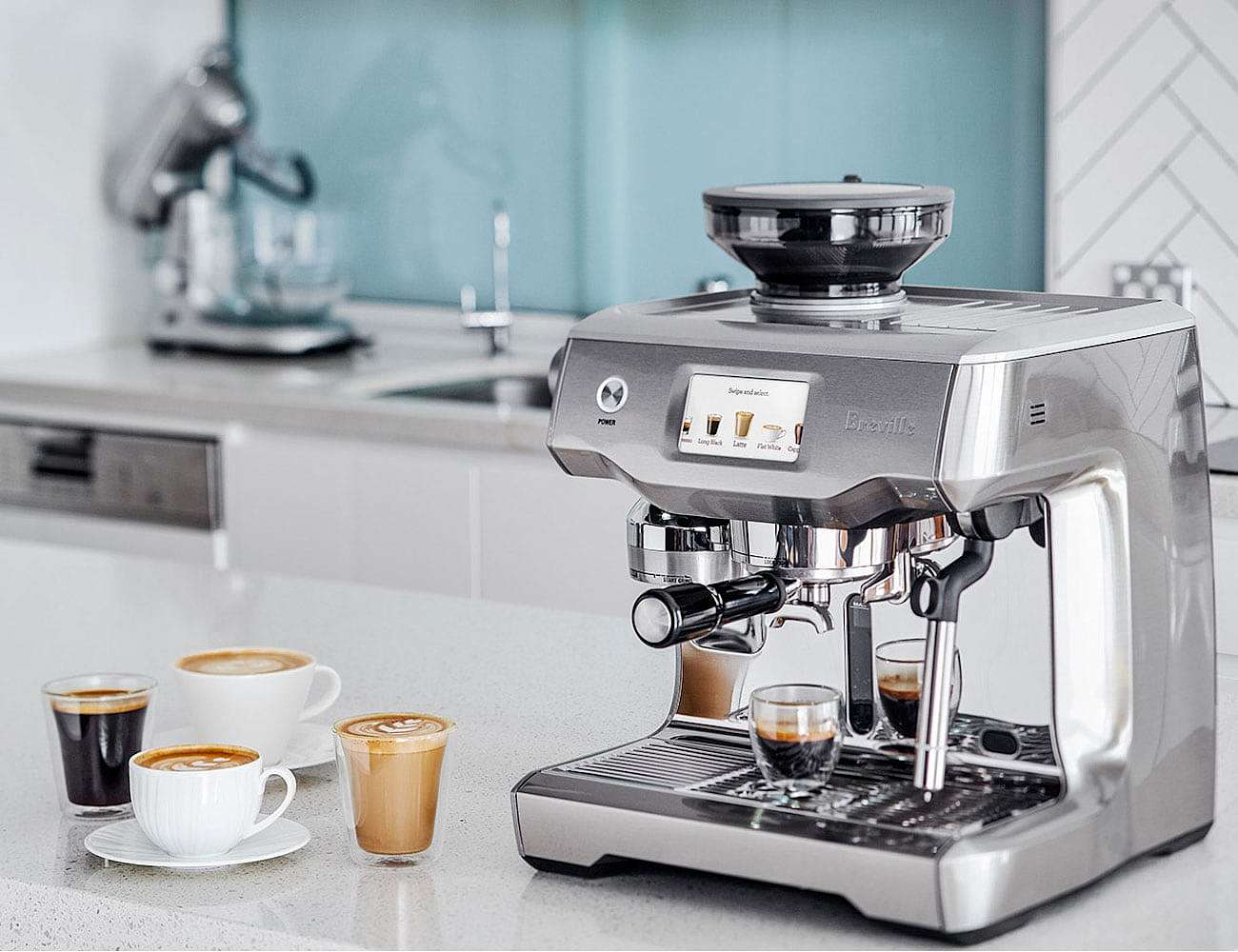 Coffee machine，fully automatic，Oracle Touch，silver，