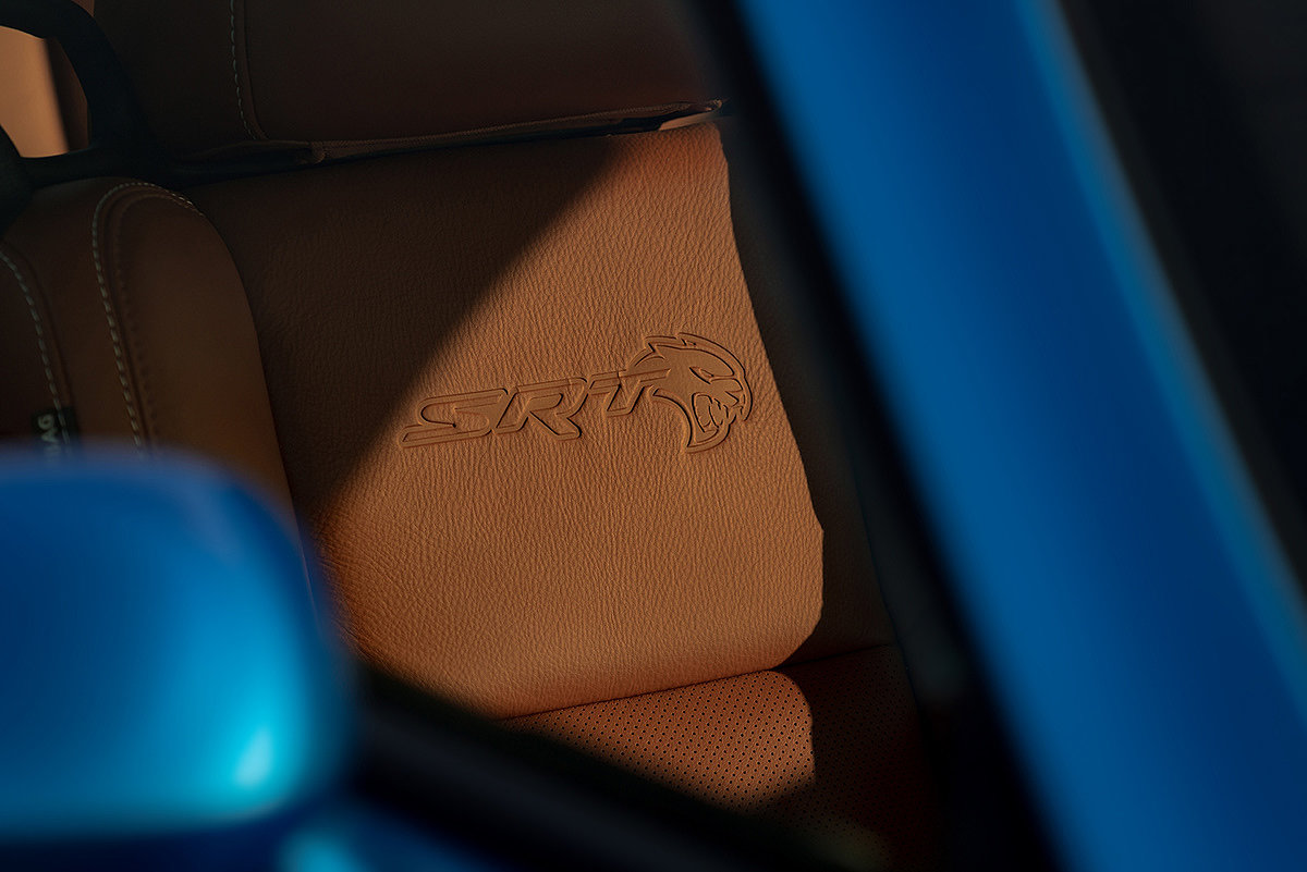 machine design，Sports car，Dodge，