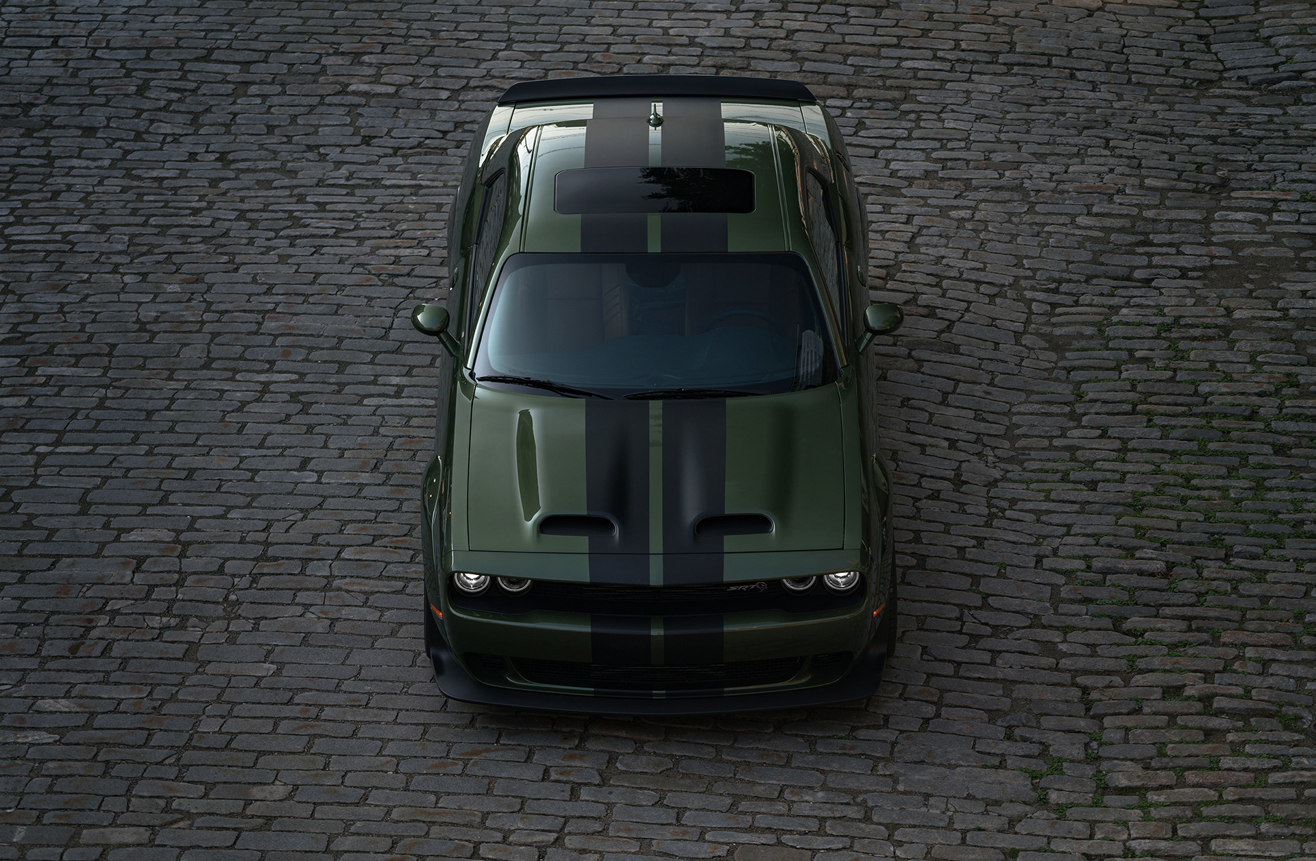 machine design，Sports car，Dodge，