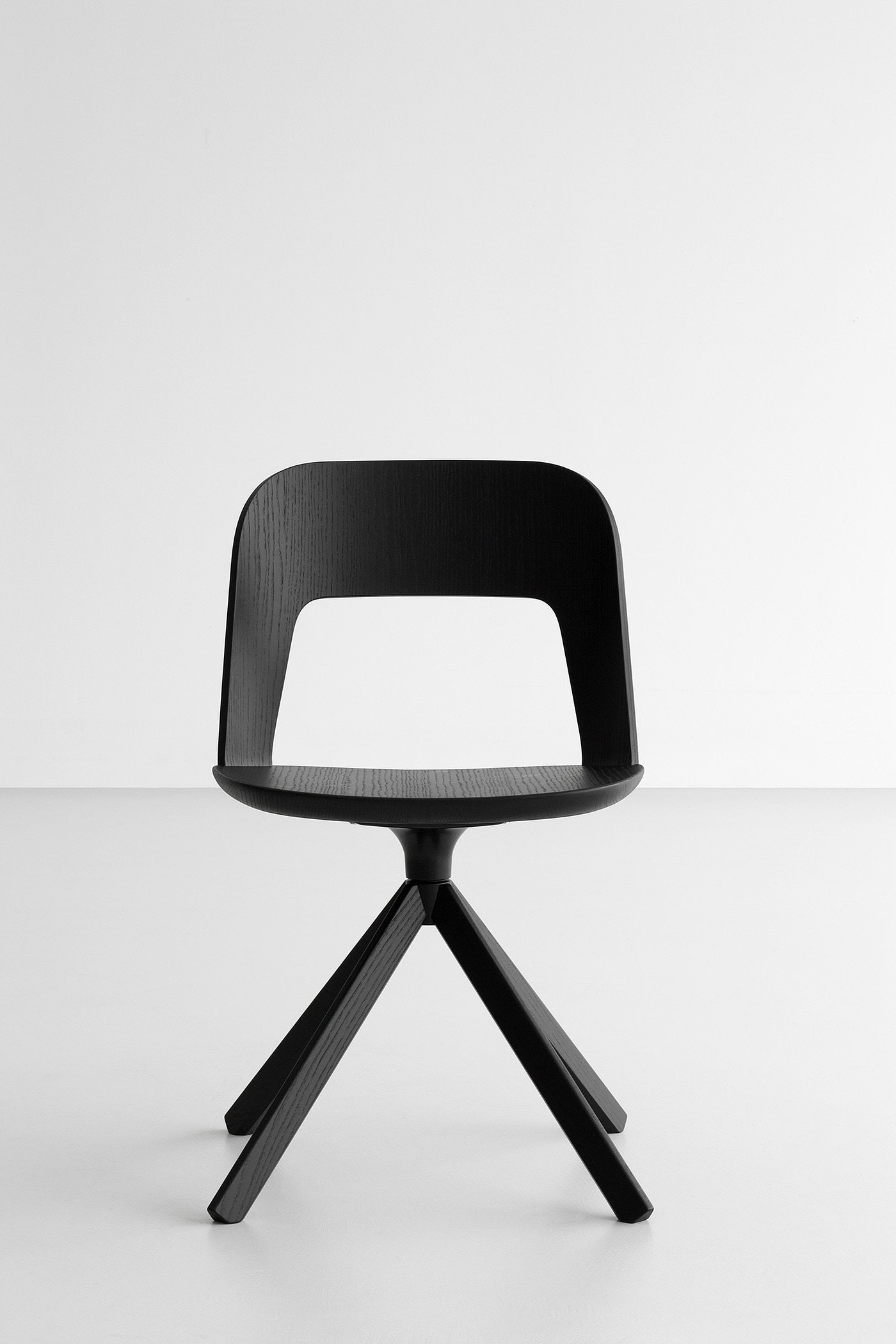 product design，furniture，chair，Bow，