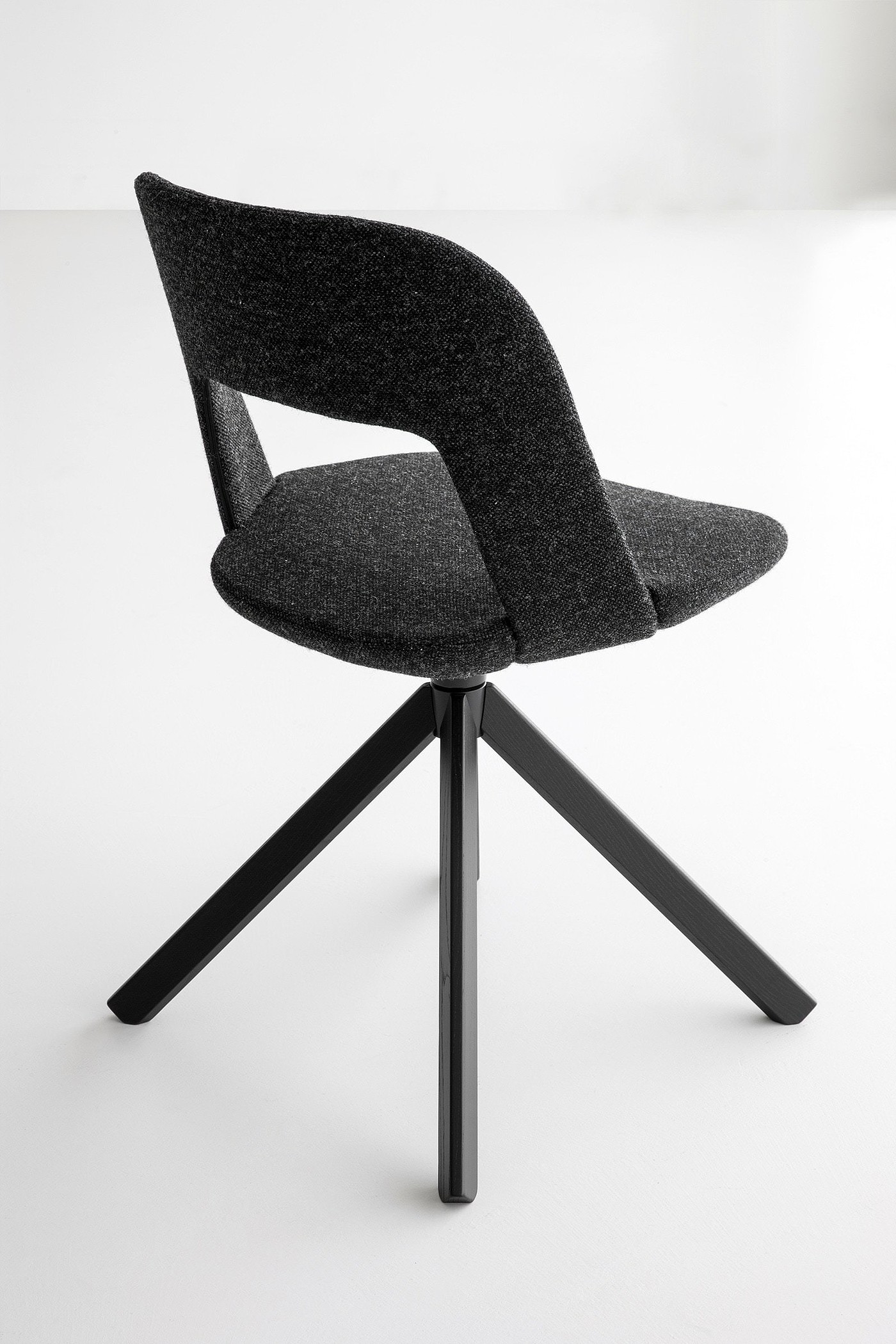 product design，furniture，chair，Bow，