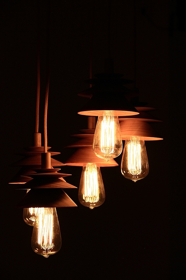 Level Lamp，a chandelier，wooden ，Mortar wood，Vintage bulb，