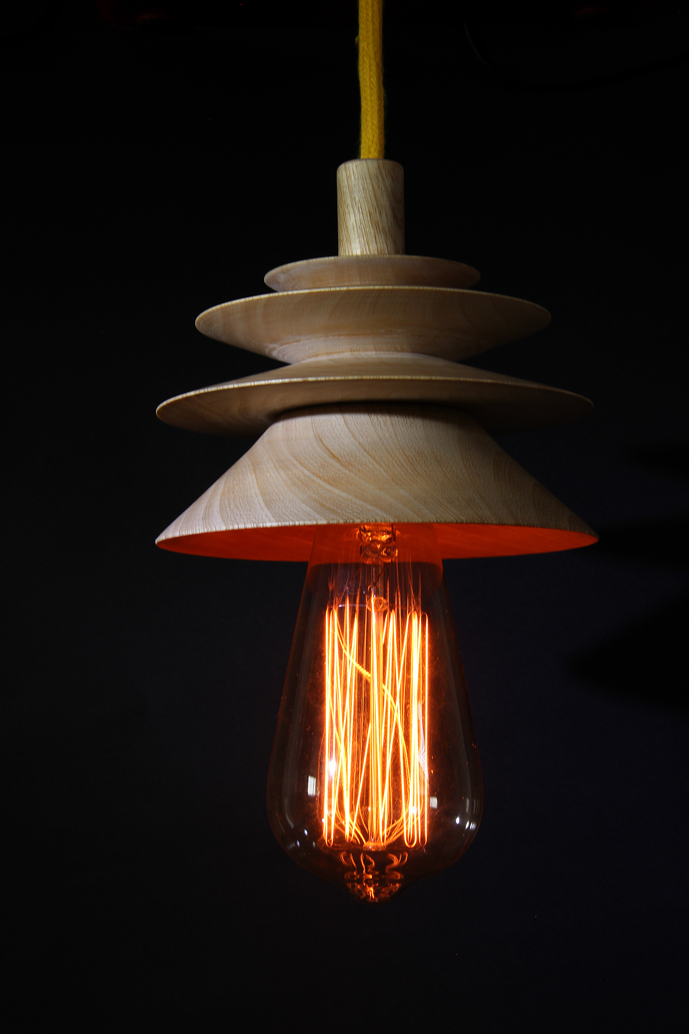 Level Lamp，a chandelier，wooden ，Mortar wood，Vintage bulb，