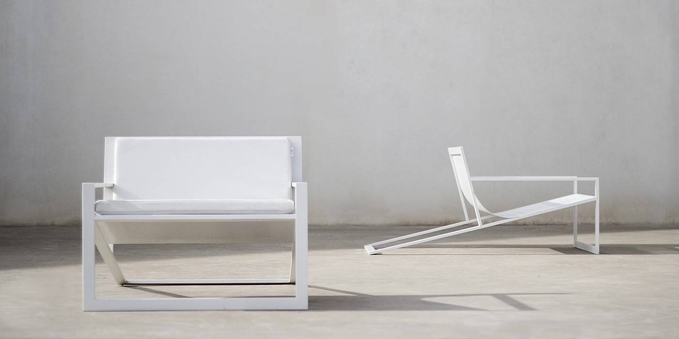 industrial design，Aluminum，white，Gandia Blasco，outdoors，chair，