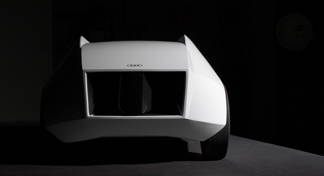 White system，electric vehicle，Shape design of music symbols，Streamline smooth，Unique sound image，