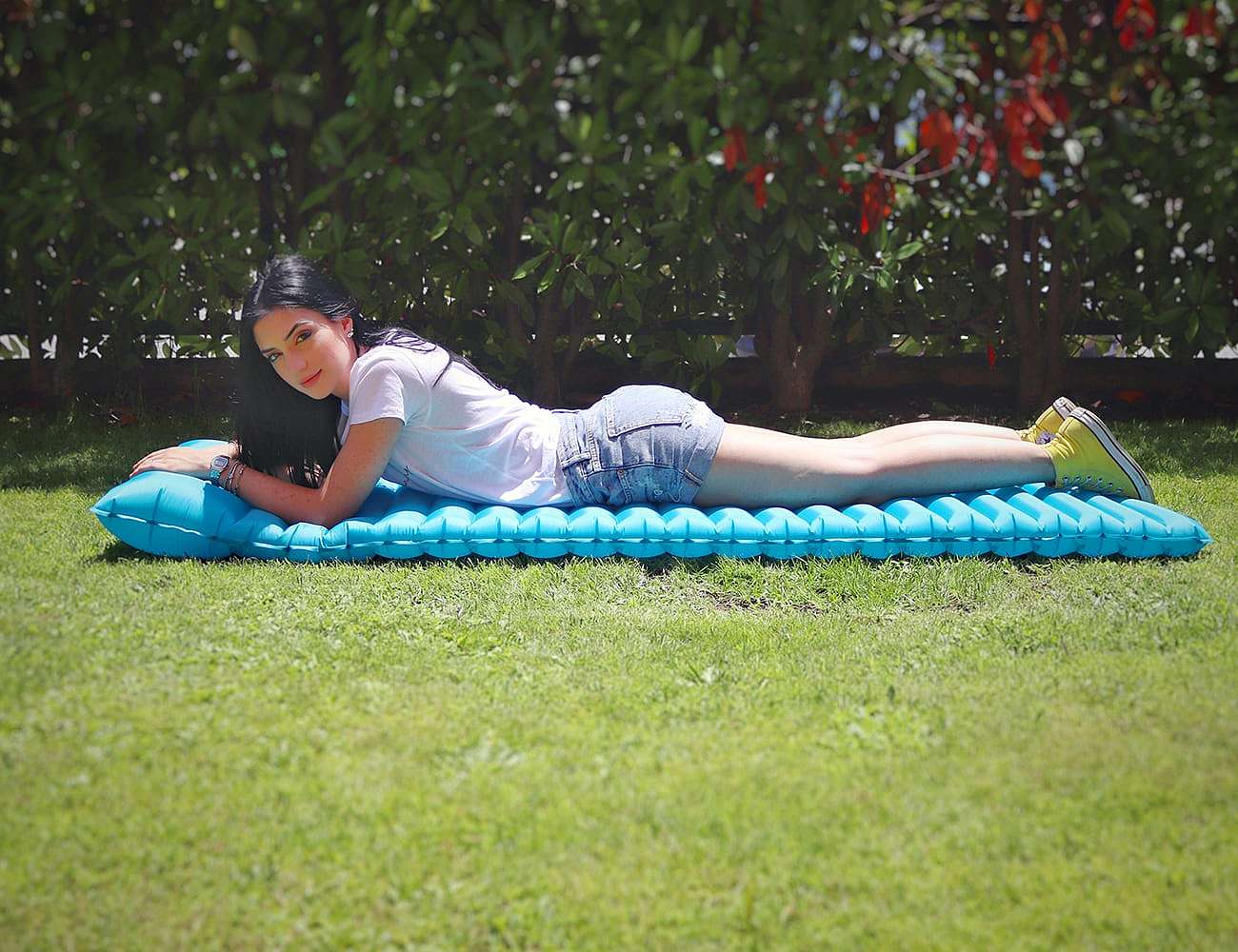 blue，mattress，inflation，outdoors，Airmeup，