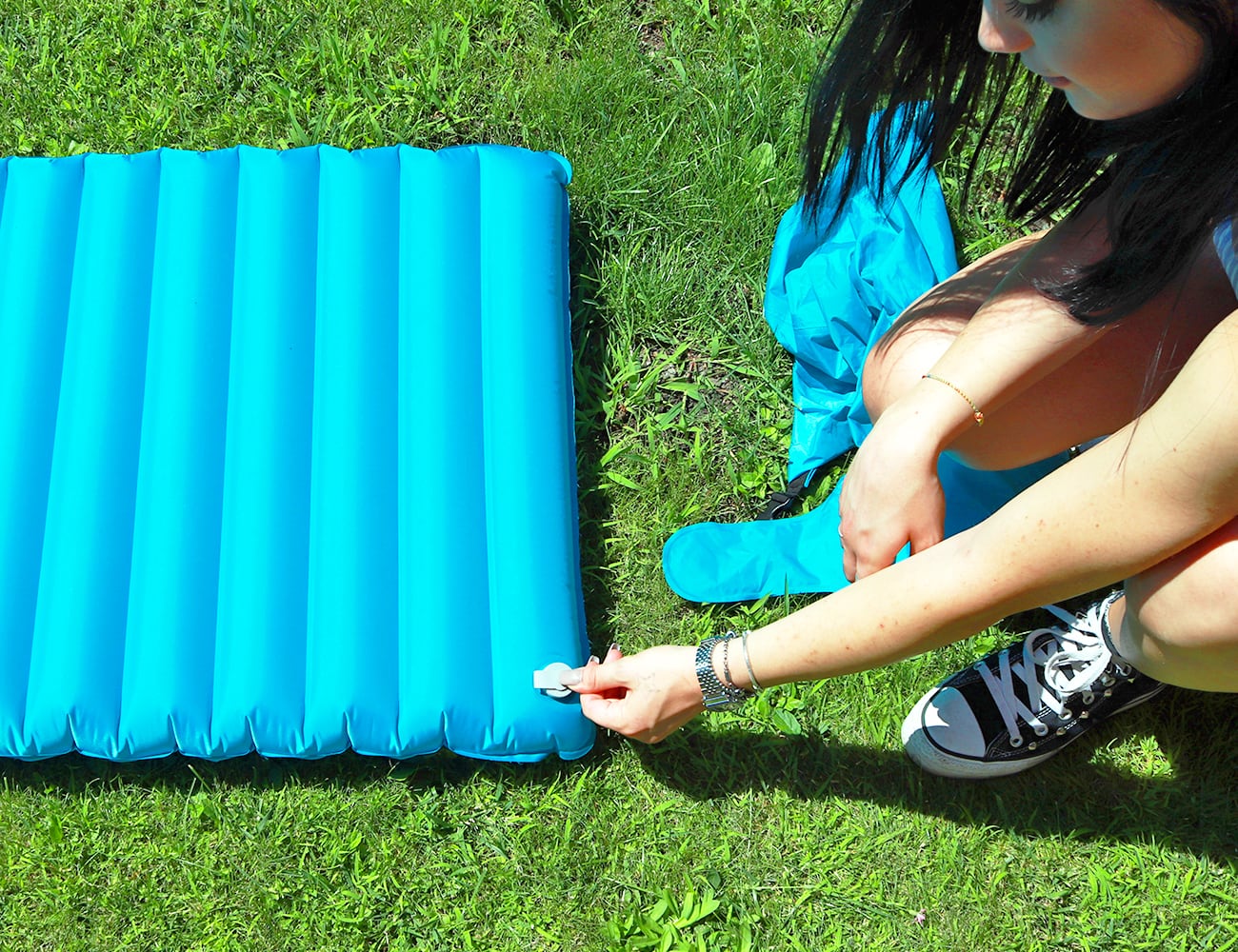 blue，mattress，inflation，outdoors，Airmeup，