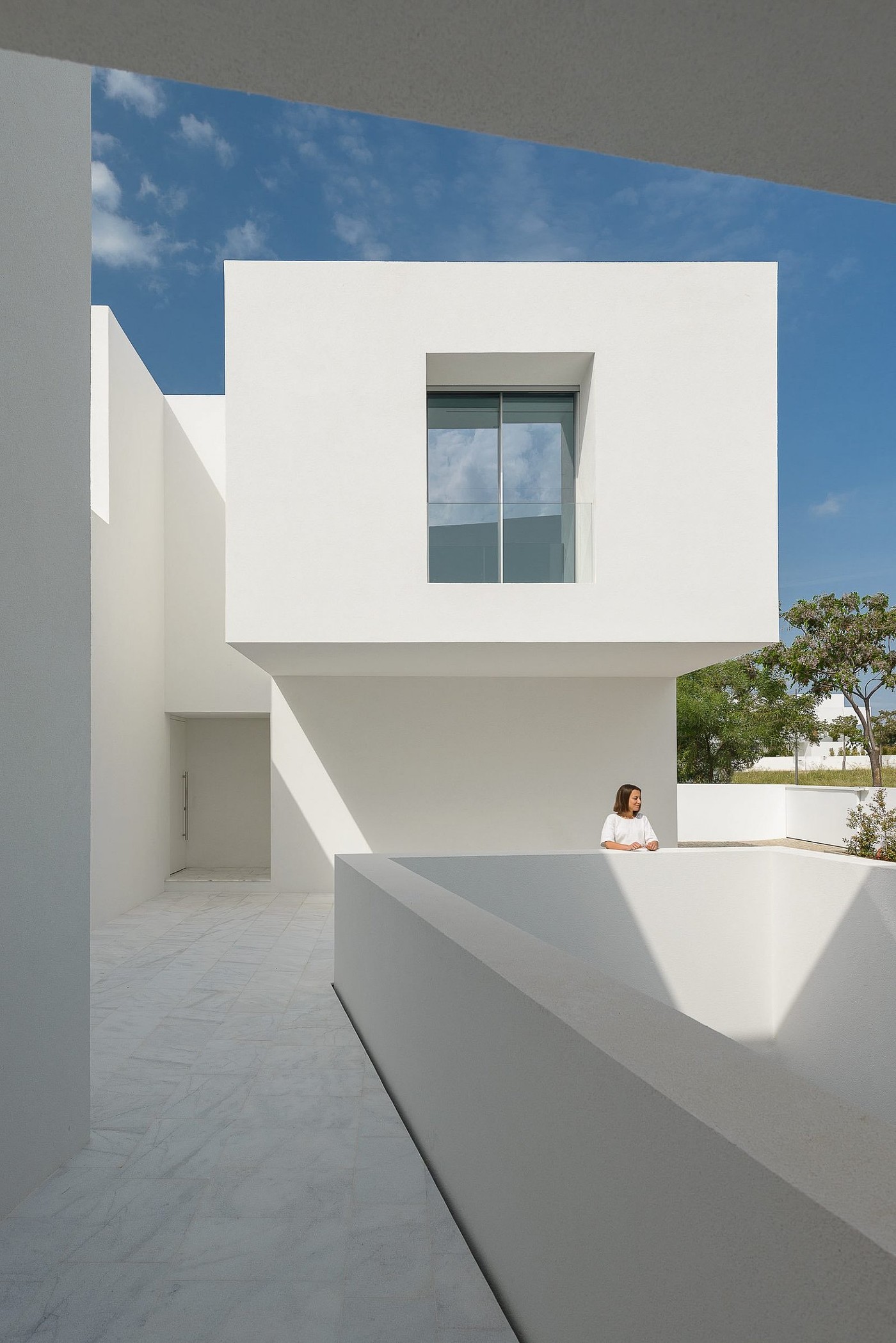 Minimalism，villa，Golf Course，white，