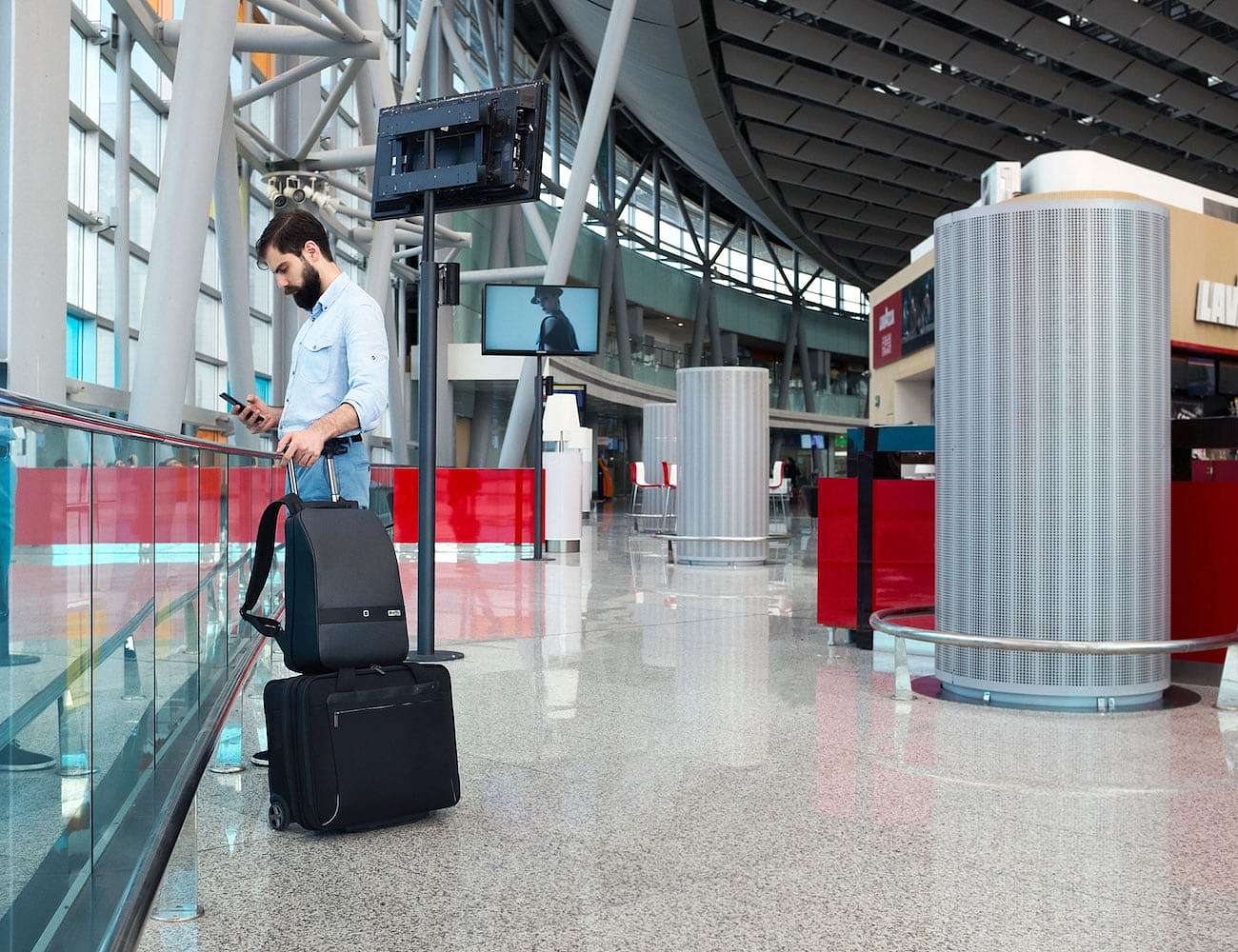Backpack design，Smart carbon fiber bag，Lumzag，