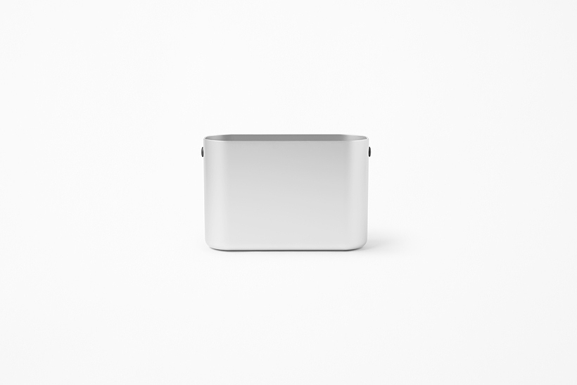 Delivery box，